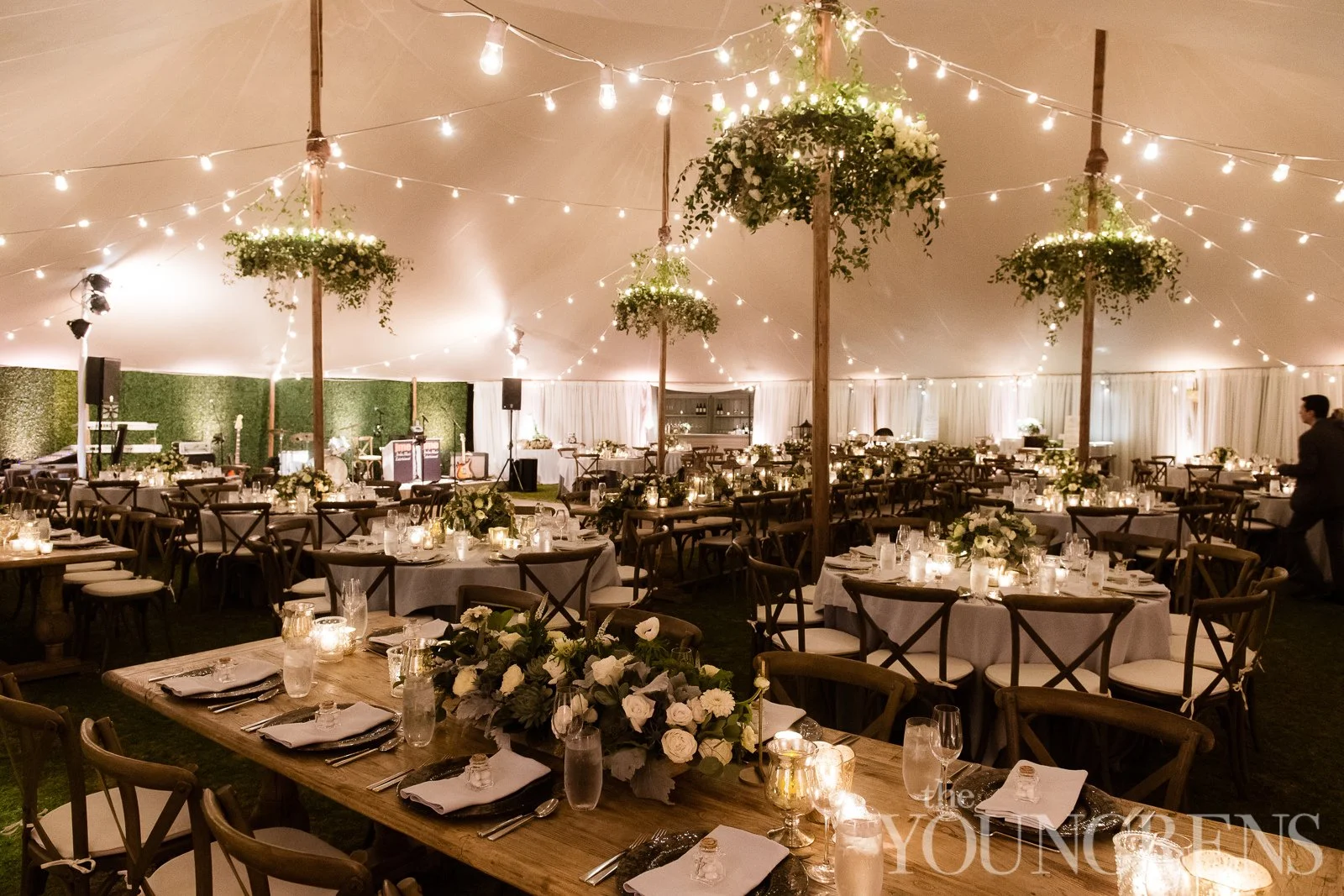 rancho-valencia-wedding-wooden-tables-floral-centerpieces-market-lights.jpg