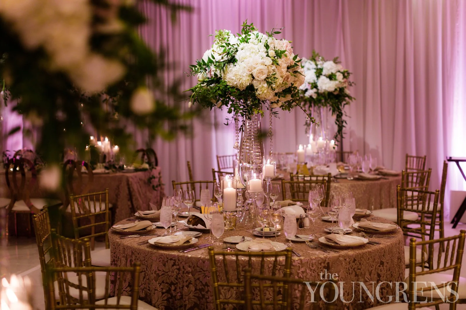 lodge-torrey-pines-wedding-blush-uplighting-pinspot-floral-centerpieces.jpg