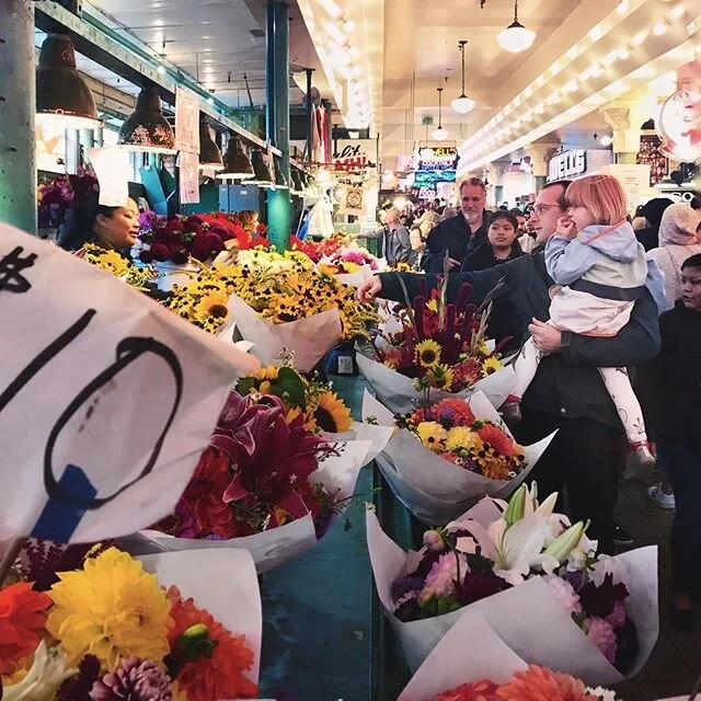 I went to a Melissa Ethridge concert in college (it was free), but it turned out to be one of the most memorable concerts I had been to at that time. One of the things that made it memorable is that there was a vendor selling wooden roses (something 
