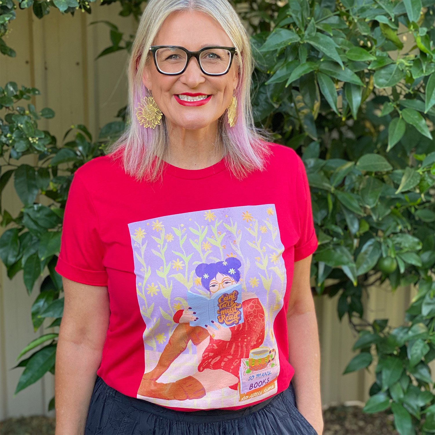 SGT019-cant-talk-must-read-graphic-tee-book-lover-sandra-gale.jpg