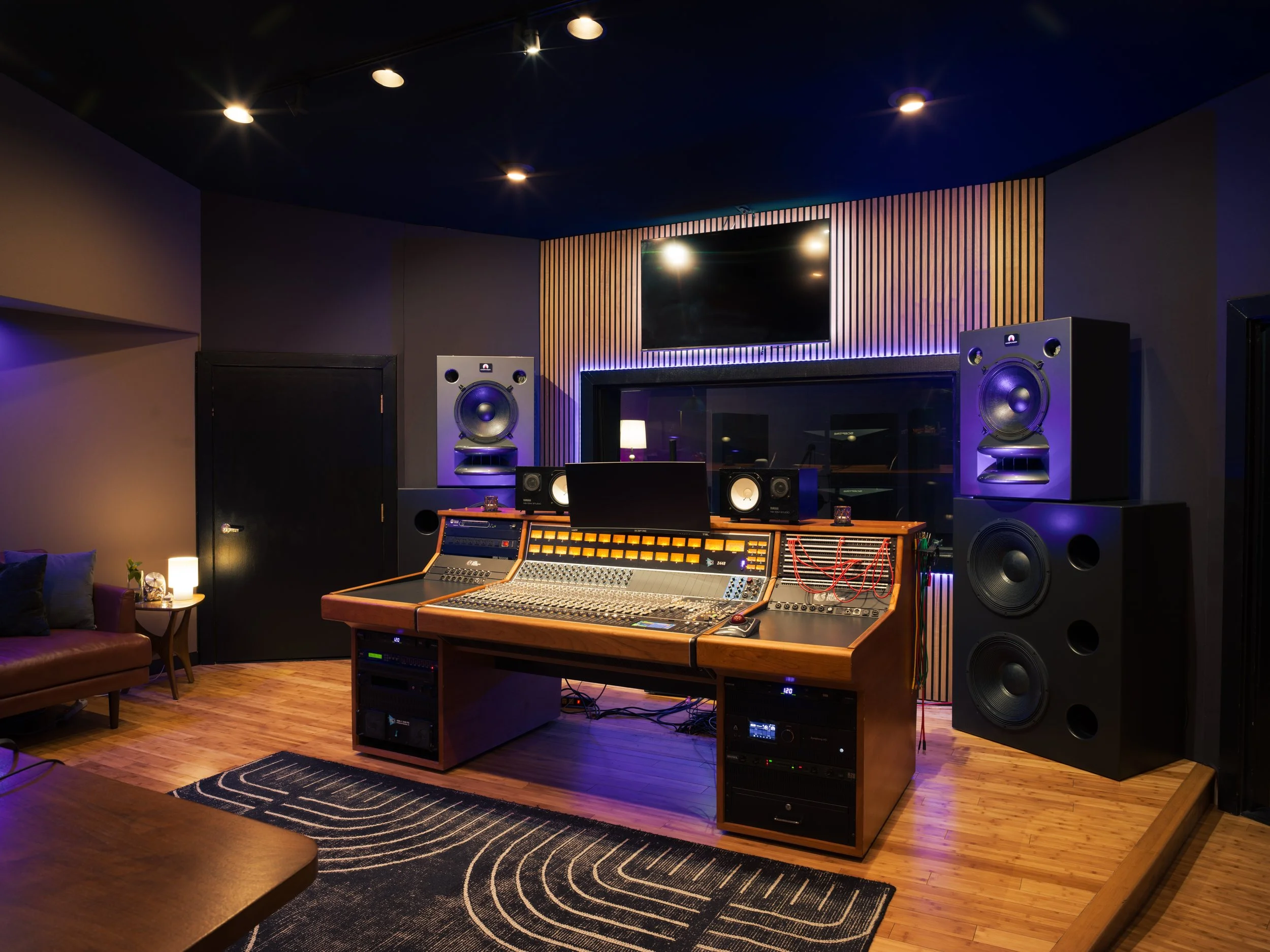 STUDIO-API.jpg
