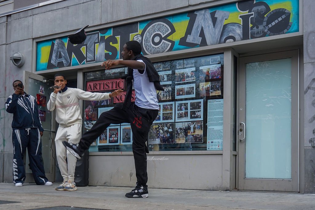 ARNSTAR (MC) & Kid Smoove (dancer) performing at Shelltoe Systems Opening Reception @ Artistic Noise - Photo by Tee the Creative