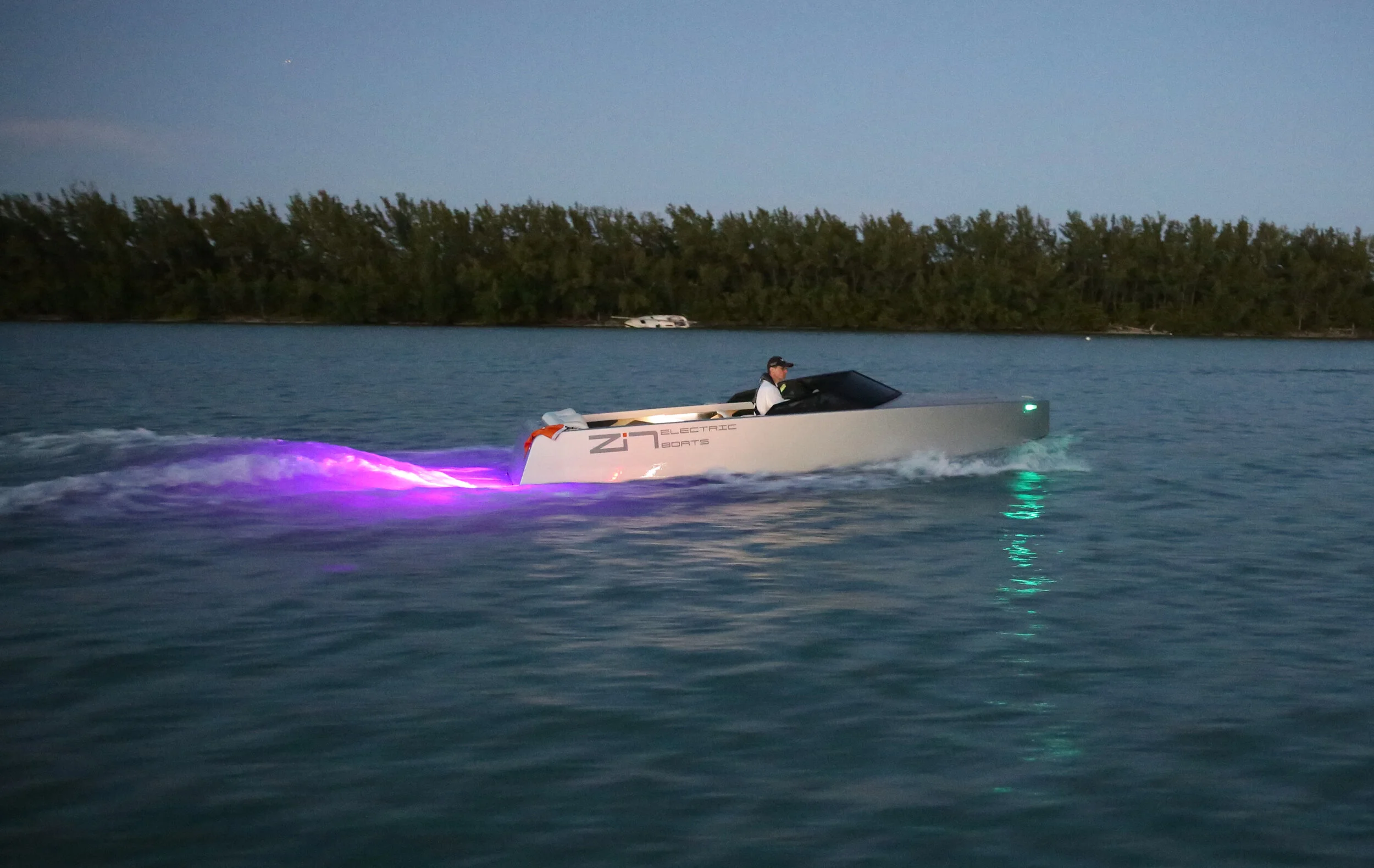 zinboats_night.jpg