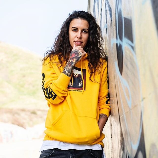 Introducing: Bri is a music producer, songwriter, engineer and DJ also know as Bri Beats. Originally from Tampa, Florida to currently living in Los Angeles, @bri_beats has collaborated with multiple artist coast to coast as well as playing shows in v