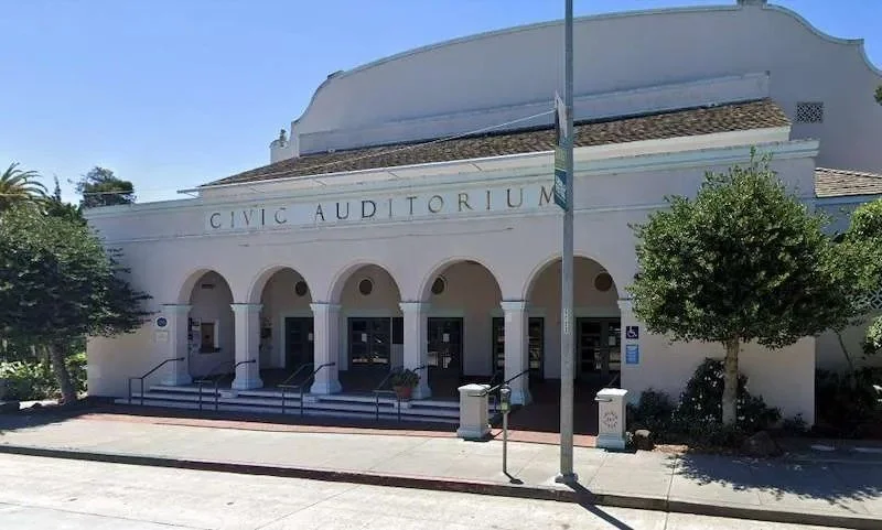 Santa-Cruz-Civic-Auditorium.jpg