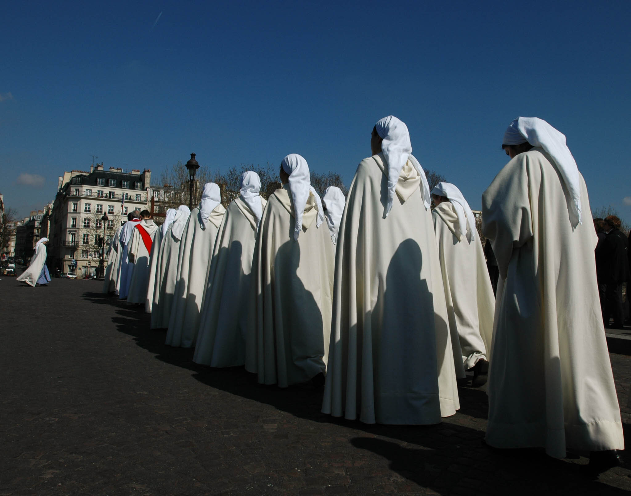    ‘Paris/NYC’ Book ‘Edition Lammerhuber’    Nuns. Ile Saint Louis, Paris 