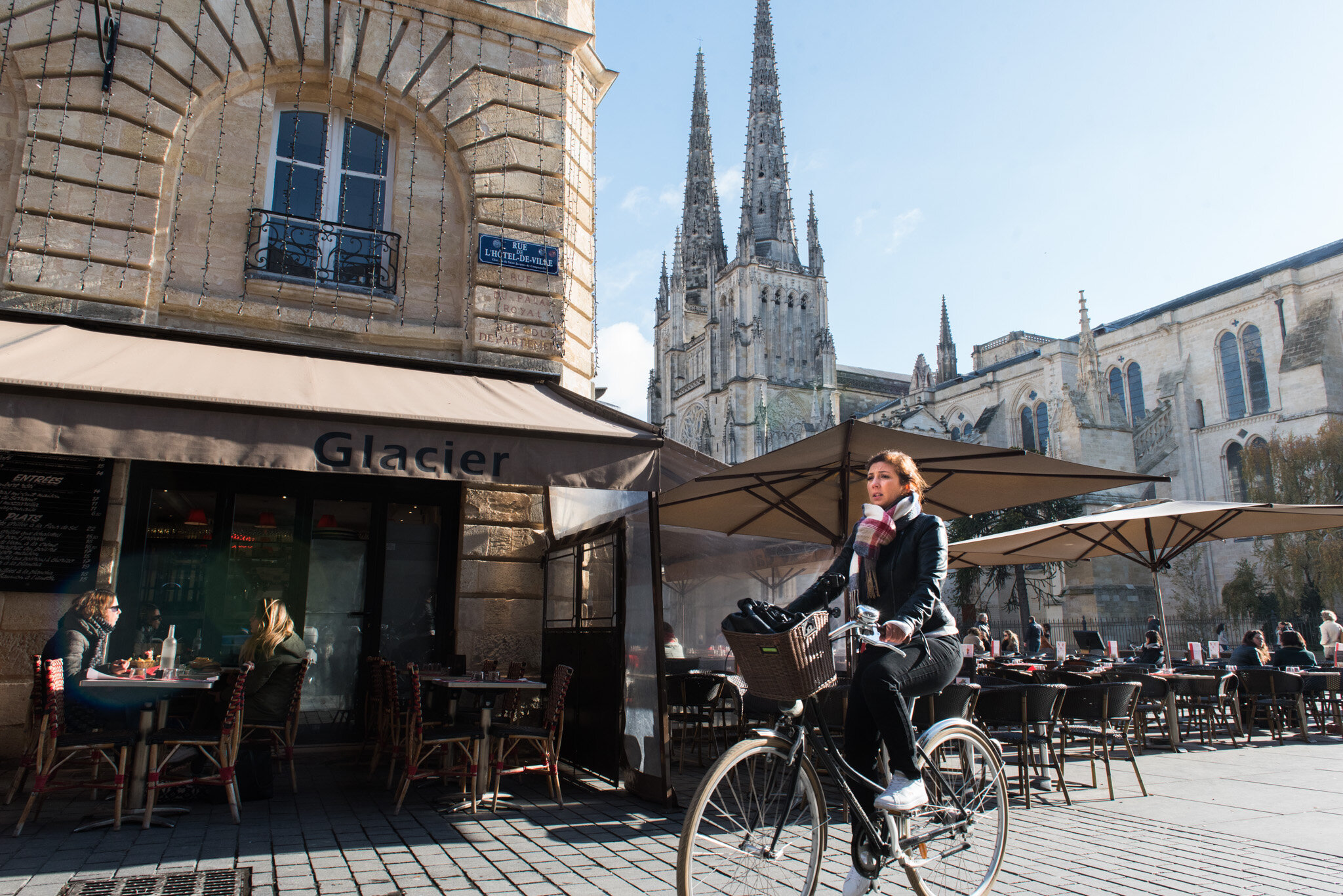    'Bordeaux' National Geographic U.K.    Cafe on rue de l’hotel de ville 
