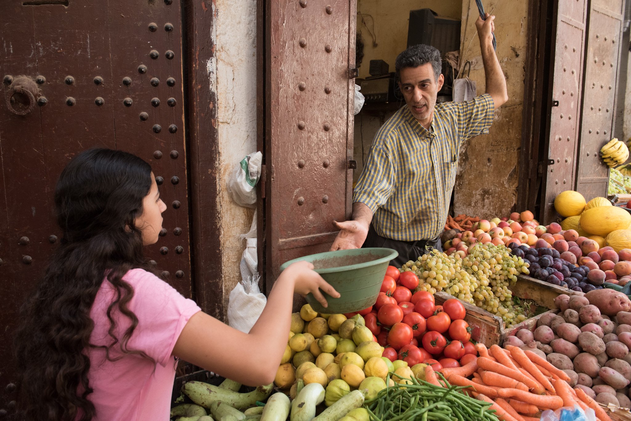    Morocco - Fes    Fruit market, old city 