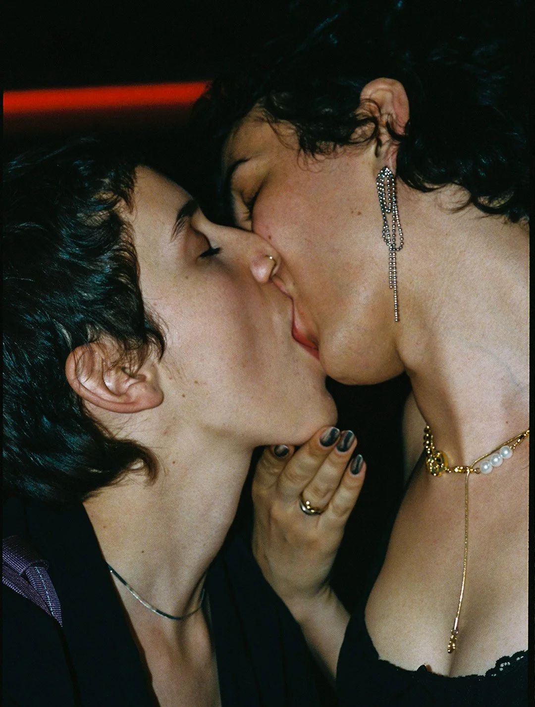 Angie_thousandkisses.jpg