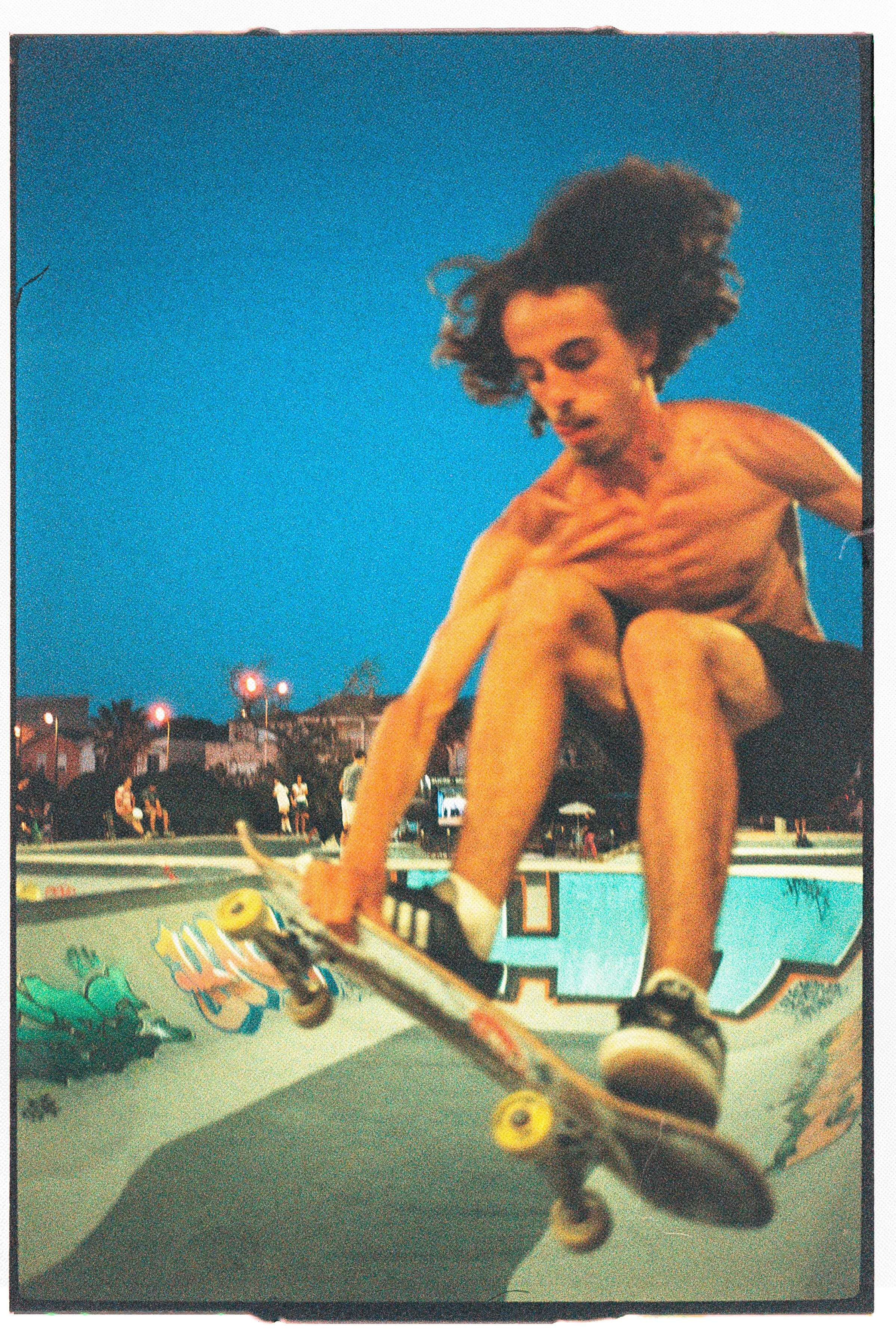SKATERS012.jpg