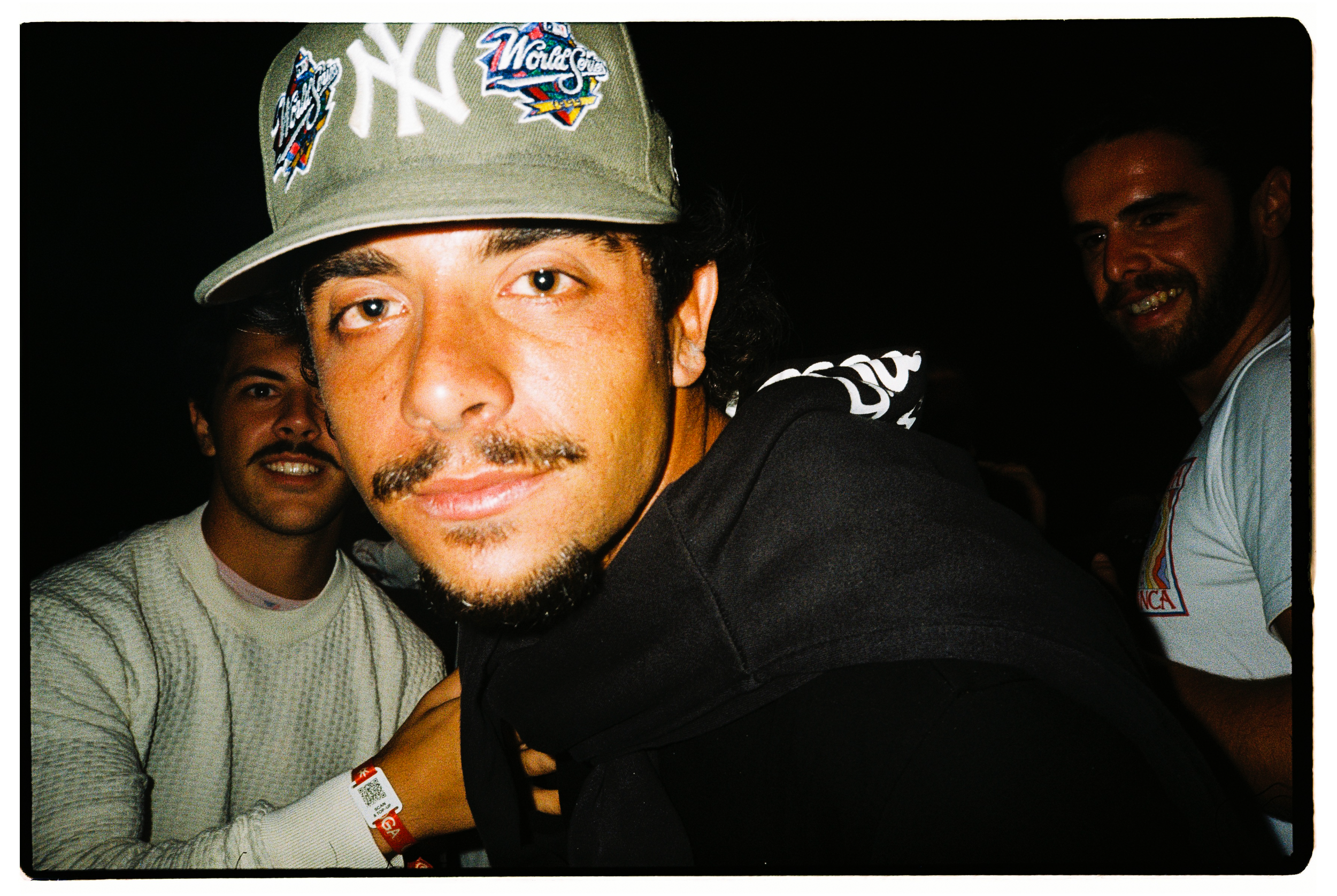 v4_MogaCapa_Axel_110.png
