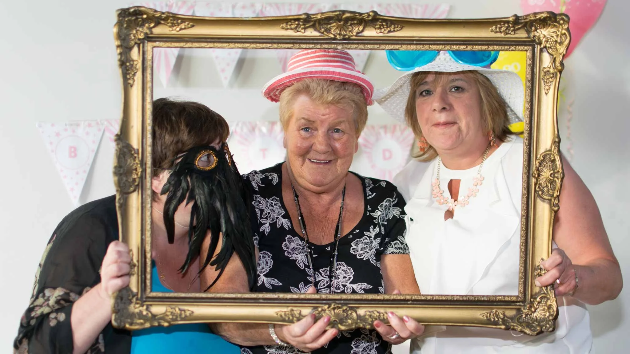 Killicomaine Community Centre Family Photos in Portadown