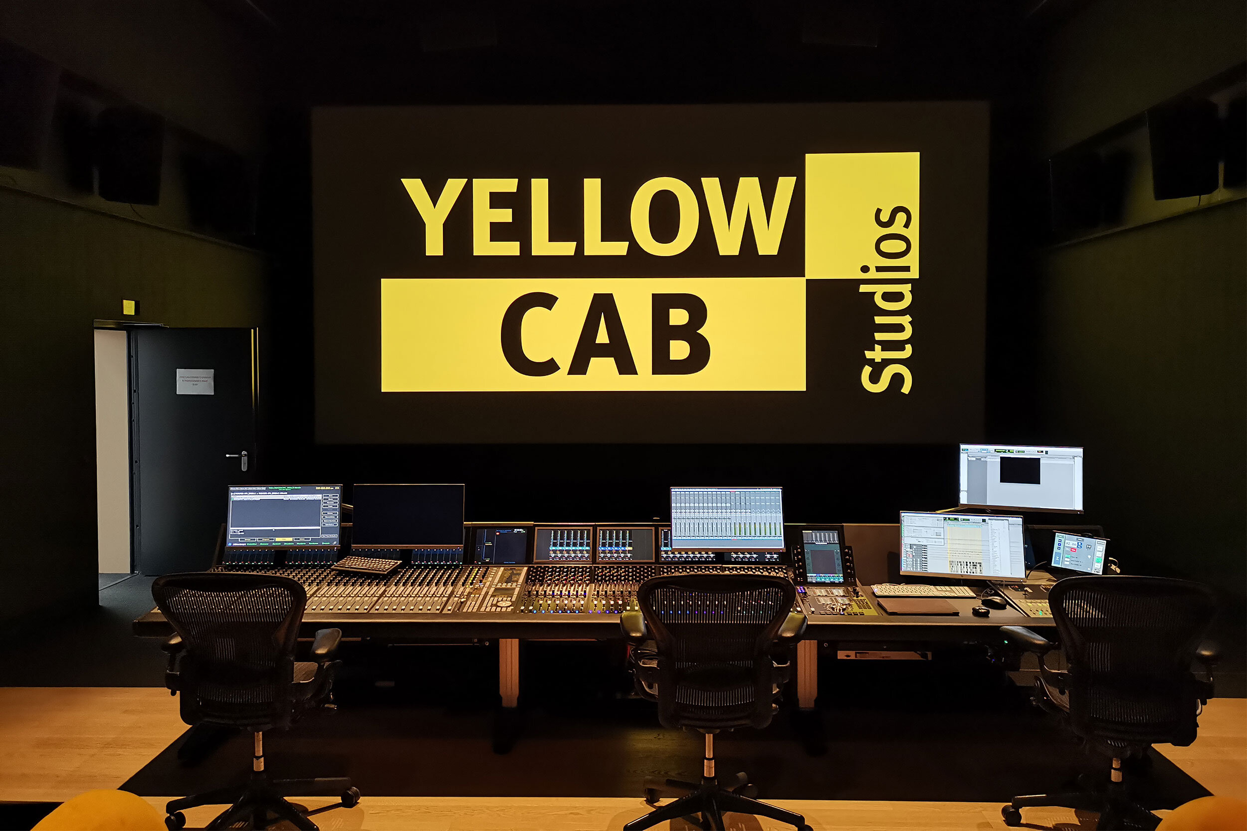 yellow-cab-studios-soundz-fishy-1