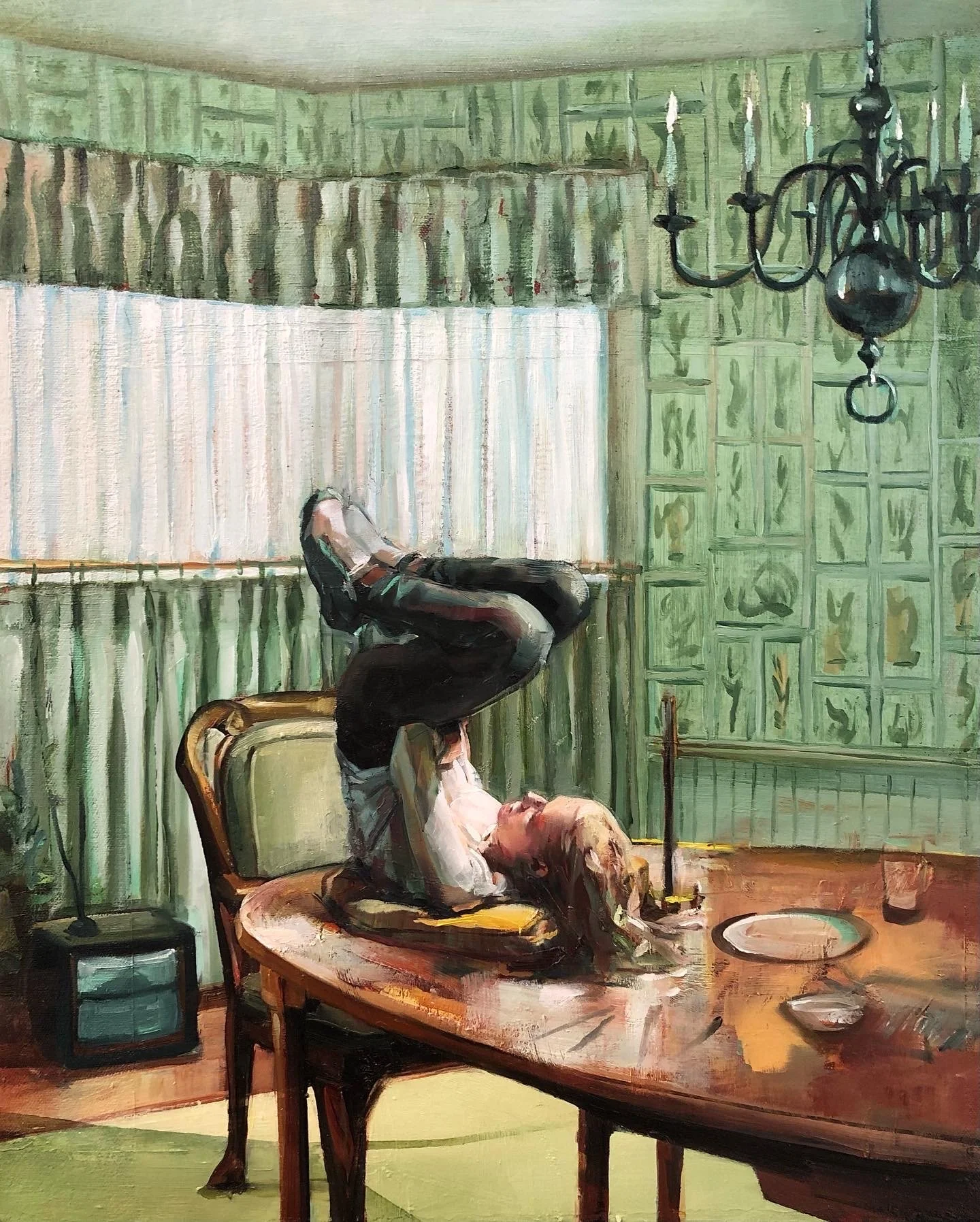 Elbows off the table 