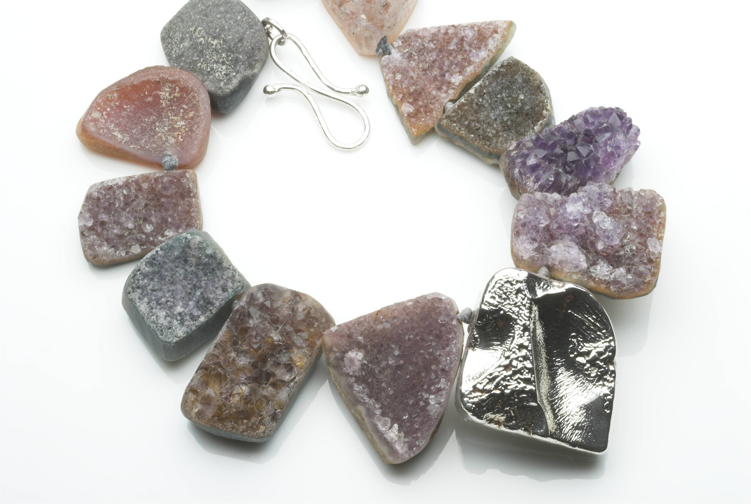 Druizy Agate Necklace with Hallmarked Silver shape £790.jpg