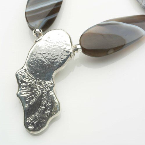 Agate and silver Necklace.jpg