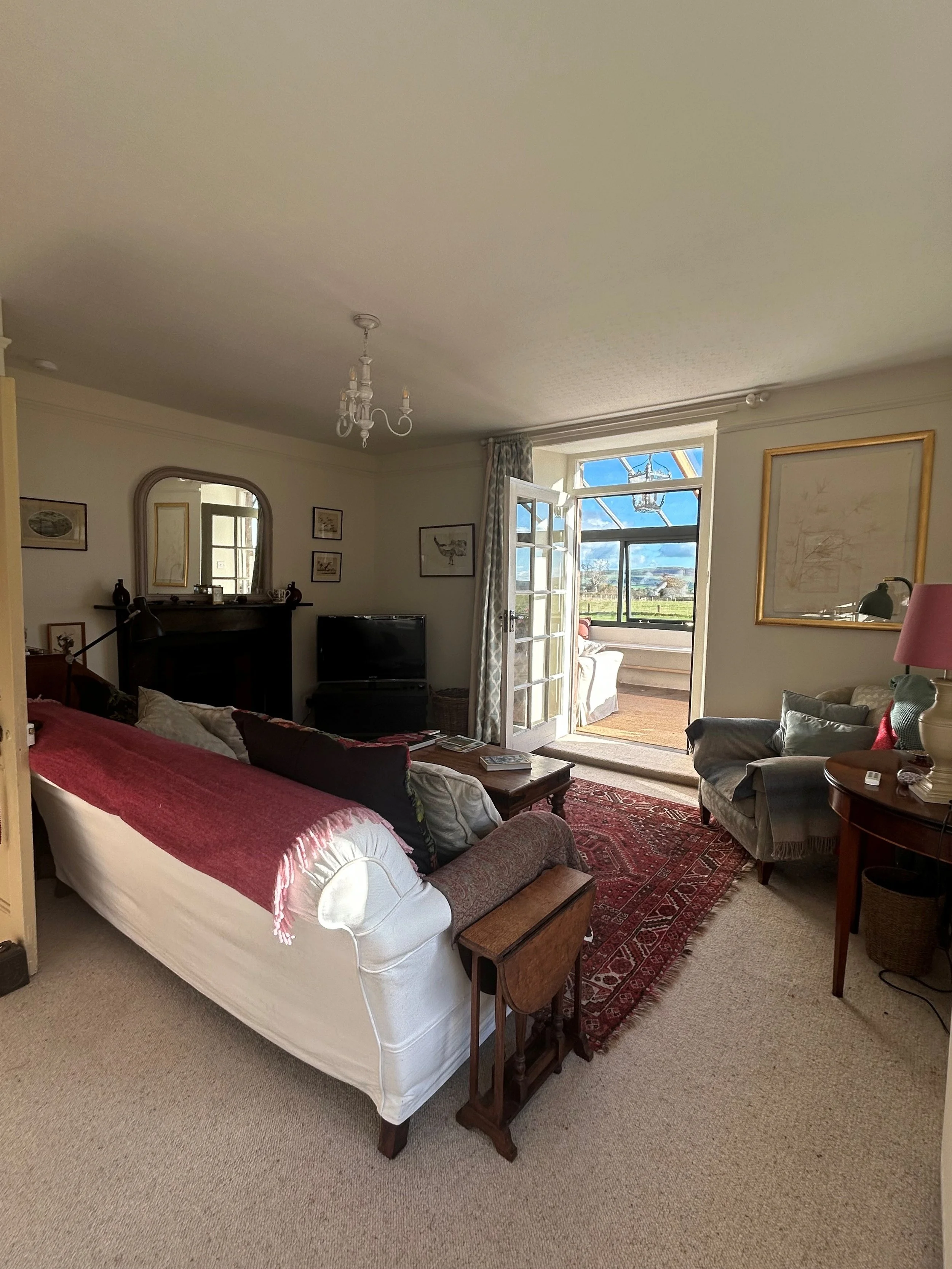 sitting room 4.jpg