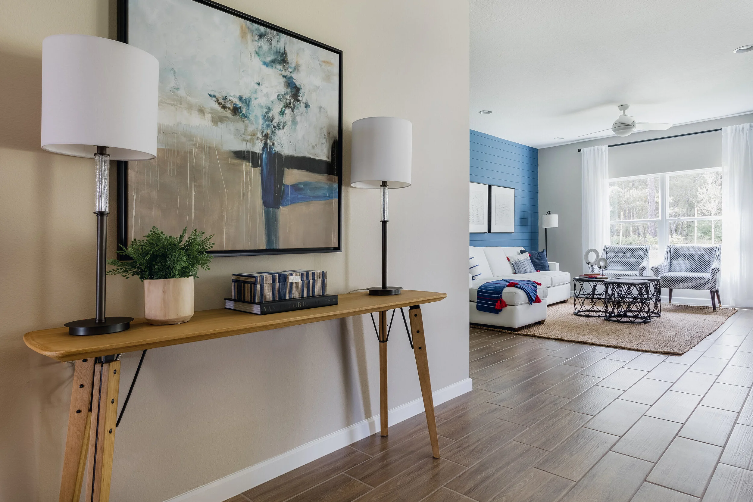 Transitional Entryway