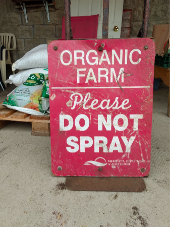 Organic Do Not Spray Sign.png