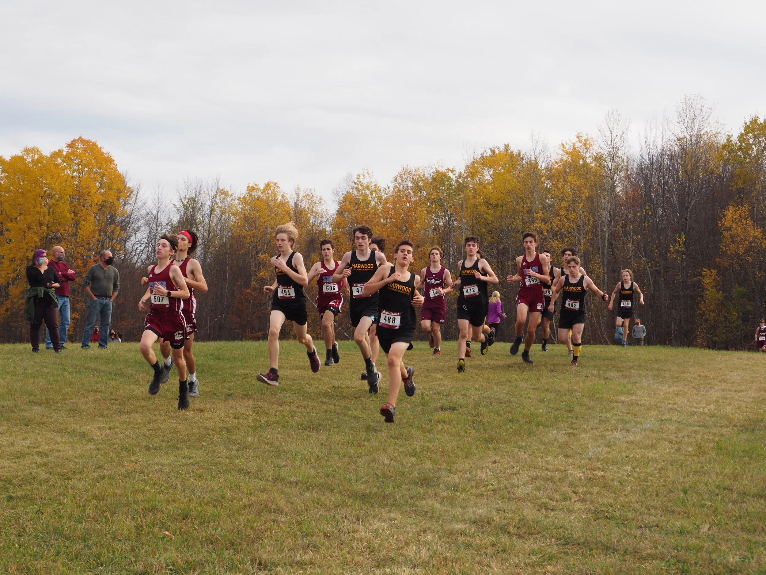   The Harwood Boys Cross-Country team eked out a win at the Spaulding meet that ended the short fall cross-country season. Photo courtesy the Zetterstrom family.  