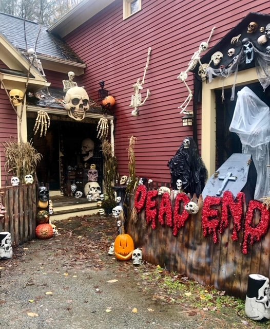  Jeff Cavender creates the spookiest house in Waterbury Center. Photo by Karen Cavender 
