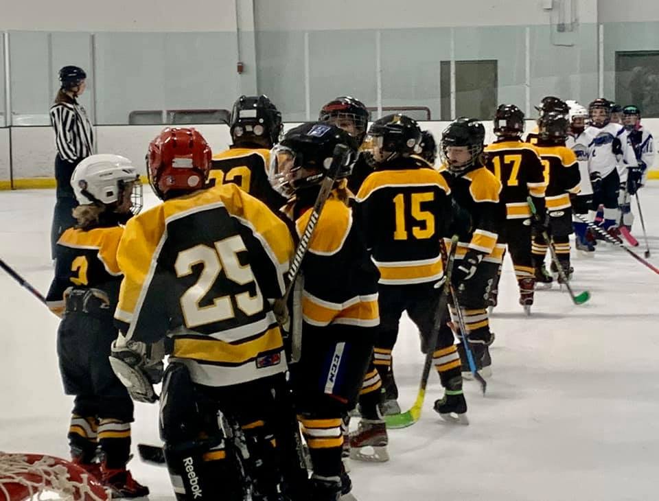 Harwood Youth Hockey kicks off bottle drive