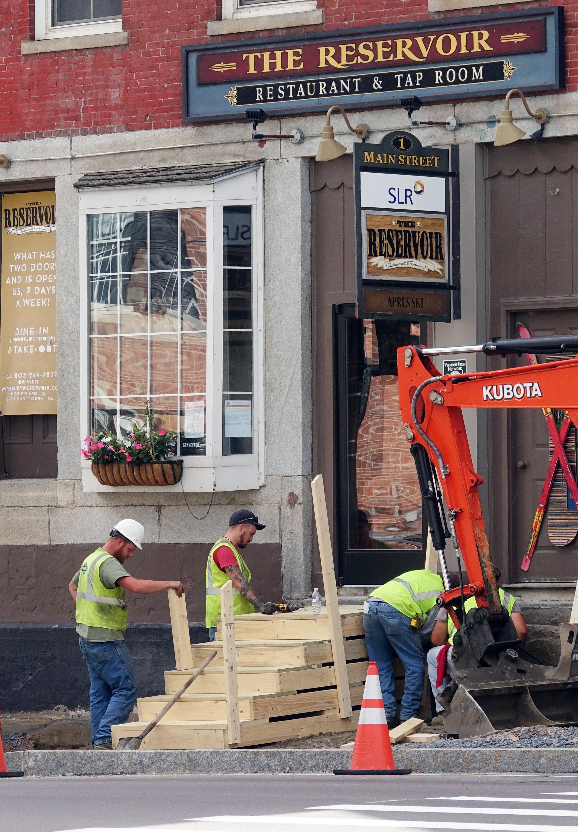  Some businesses along the construction corridor needed updates to accommodate new sidewalks, curbs and traffic signals. Photo by Gordon Miller 