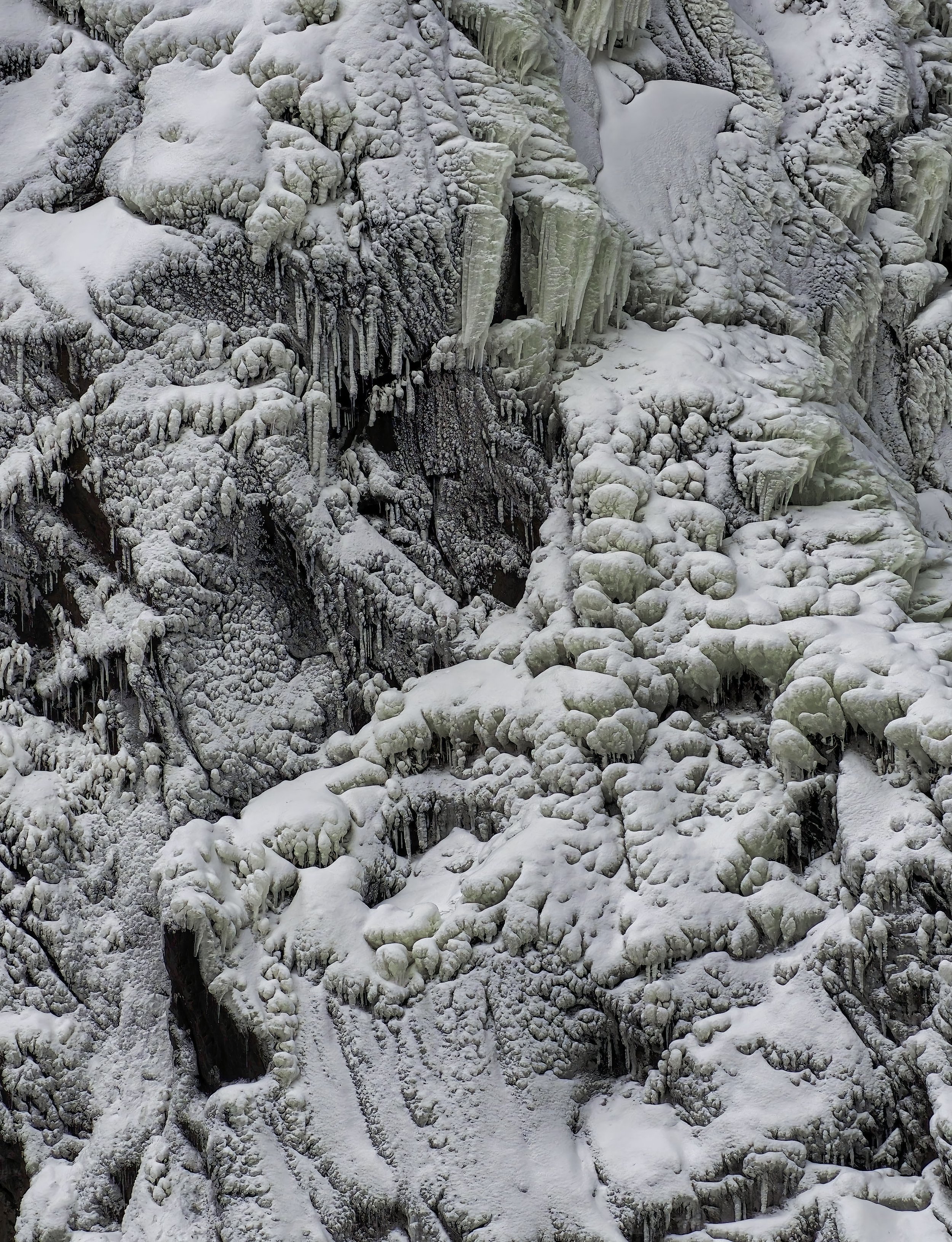  Frozen falls detail. Photo by Gordon Miller  