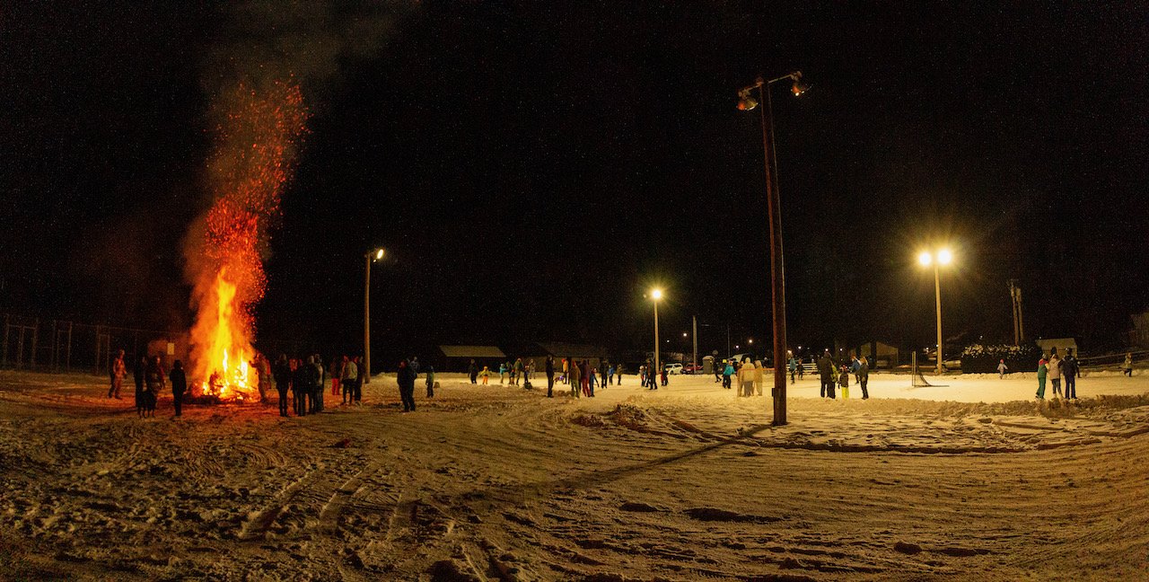  The rink is open daily with lights automatically on from 4 to 9:30 p.m. Photo by Tyler Keefe 