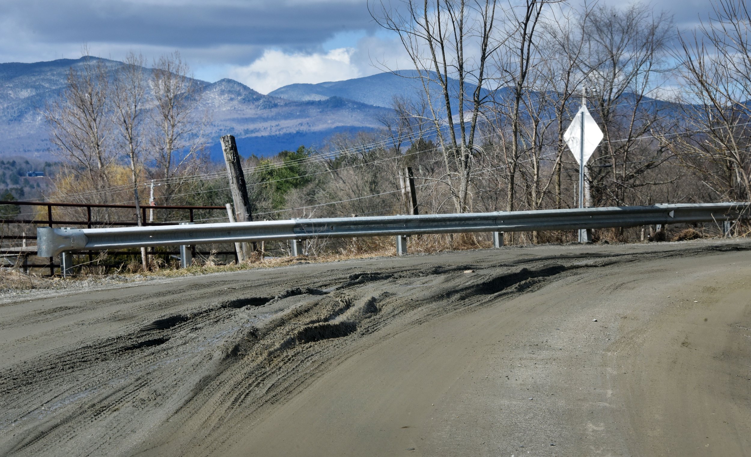  Perry Hill by the Davis Farm  looks driveable but deteriorated higher up on the hillside. Photo by Gordon Miller 