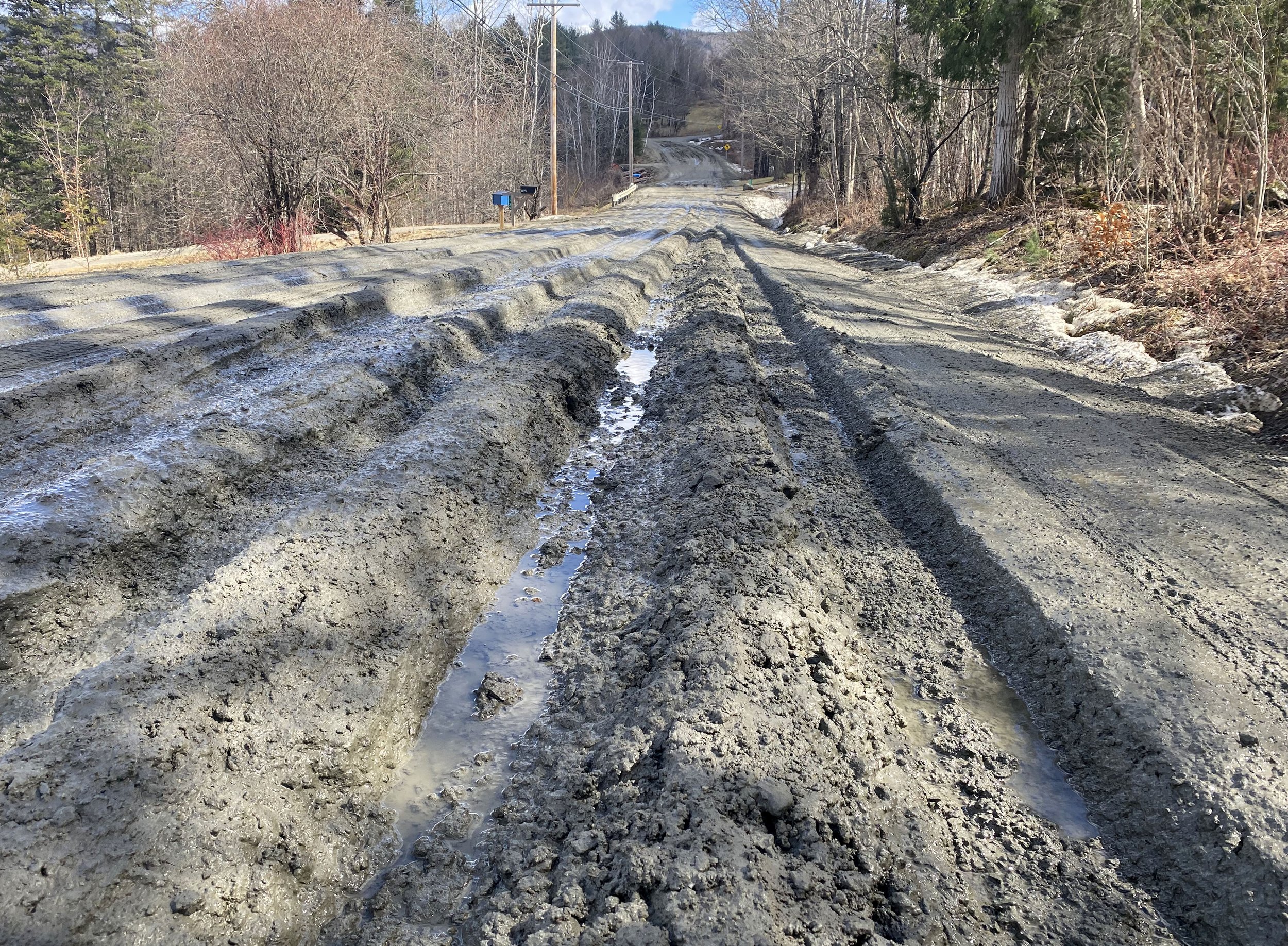  Most regular cars could have a hard time getting out of ruts like these on Perry Hill once their tires sink in. Photo by Gordon Miller 