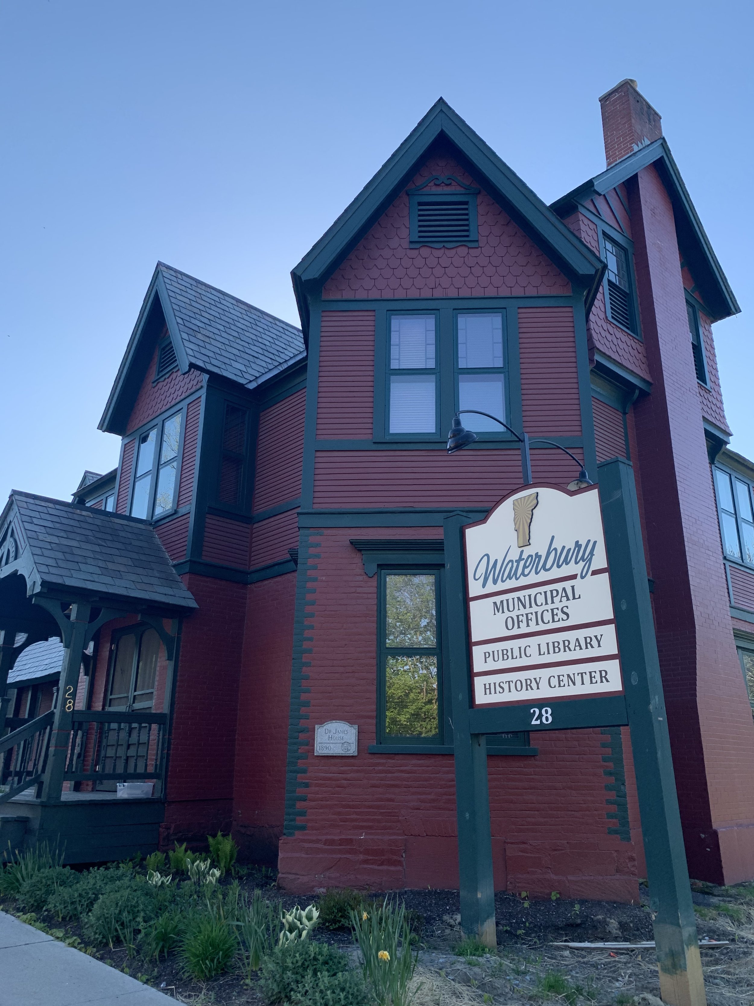 Help wanted: Interim town clerk, treasurer needed soon