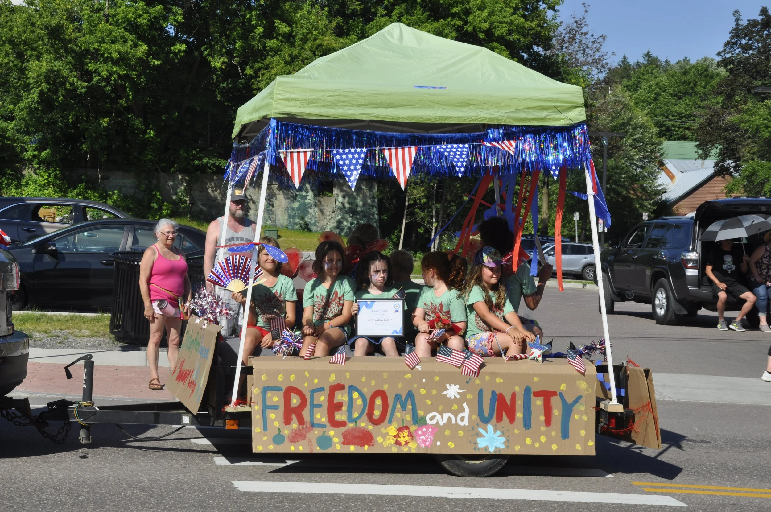  The Moretown … won the best kids entry parade honor. Photo by Lisa Scagliotti 