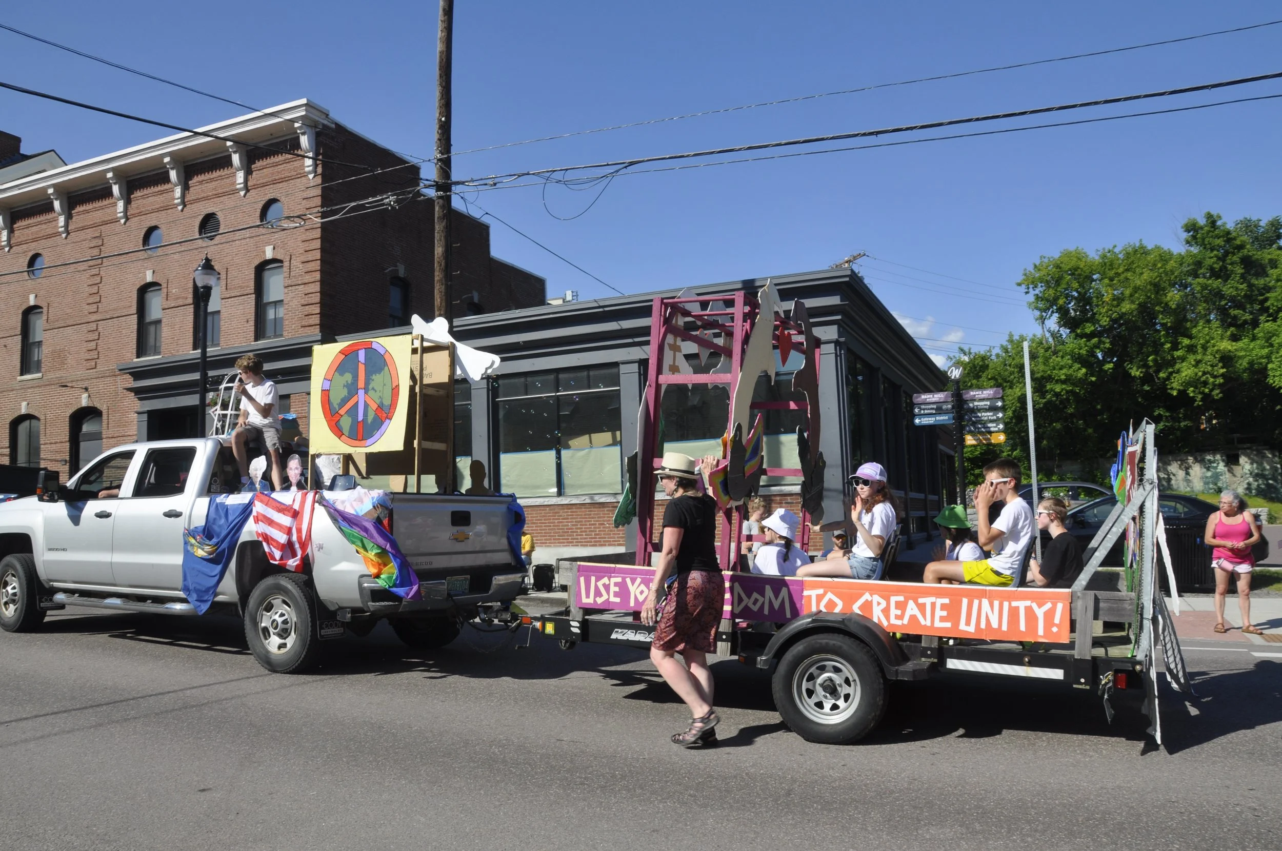  MakerSphere teachers and students spent the previous week preparing their parade float. Photo by Lisa Scagliotti 