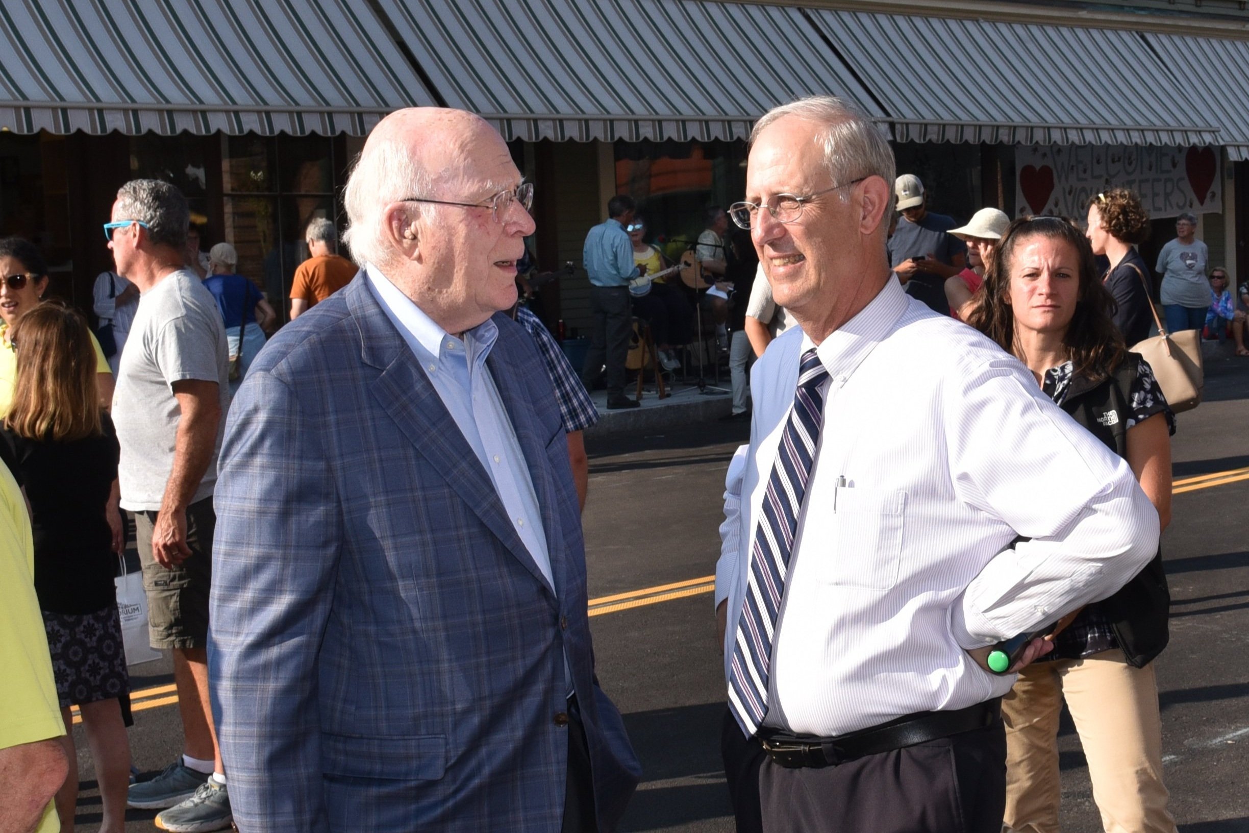 Sen. Leahy plans local visits in October