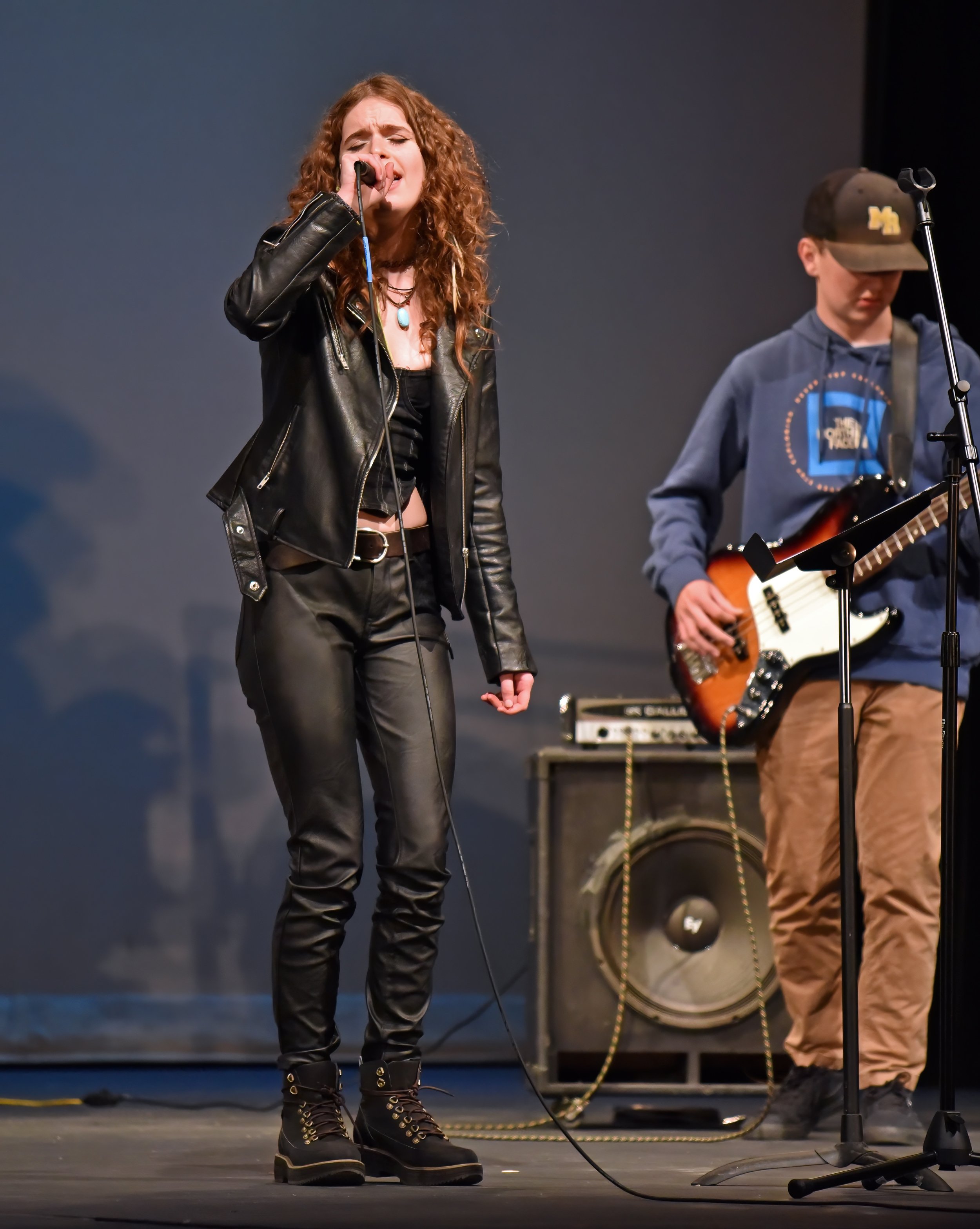   Zoe Blackman sings with HU Assembly Band. Photo by Gordon Miller  