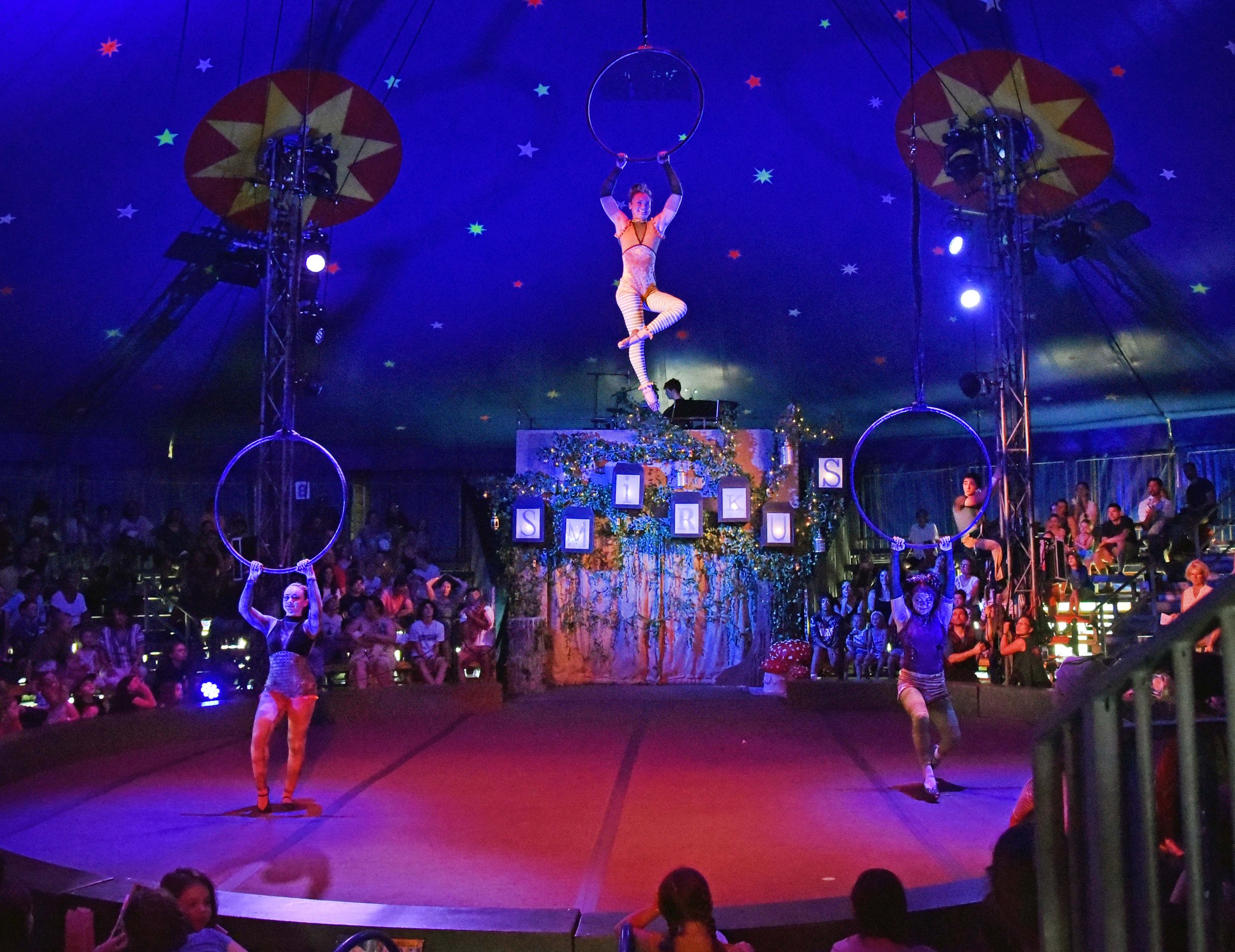 Circus Smirkus 68re gm.jpg