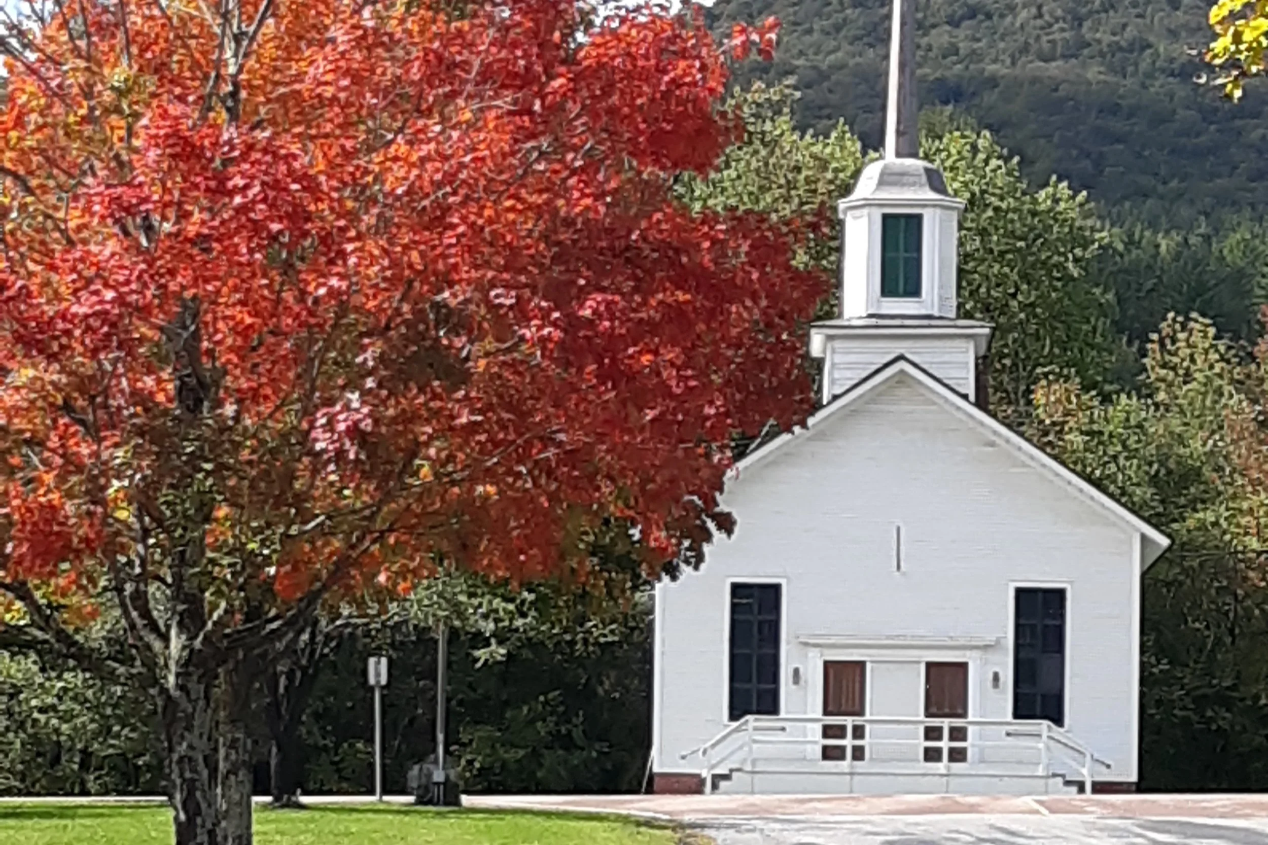 Make some deals at Duxbury Historical Society’s annual sale Sept. 9