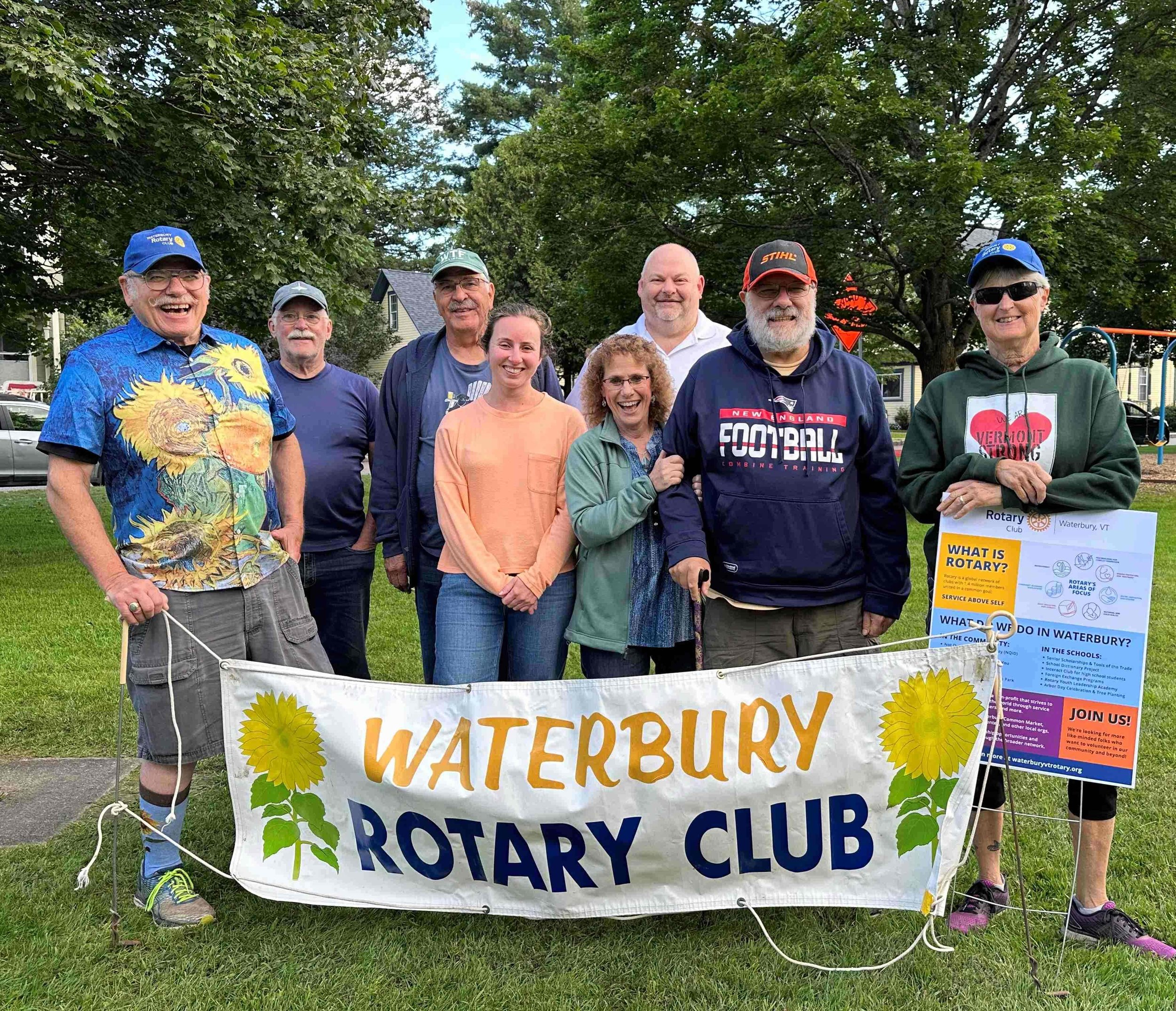  Rotary contest organizers and judges (left to right) John Malter, Al Lewis, Ron Guylas, Tori Taravella, Deb and Mike Bard, Justin Blackman (back row), Phyllis Arsenault-Berry. Photo by Lisa Scagliotti 