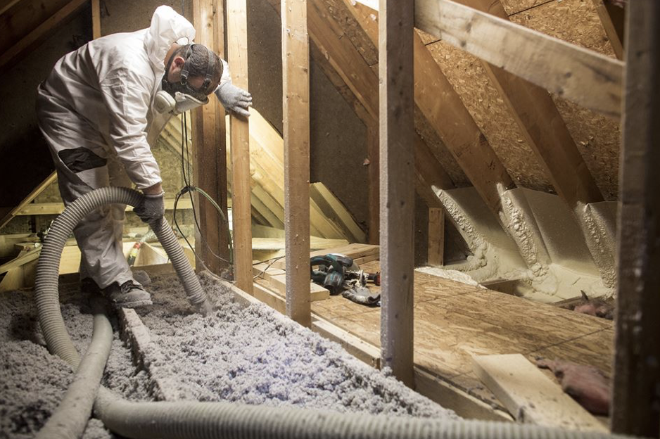 Prepping homes for winter: Button Up workshop + government resources