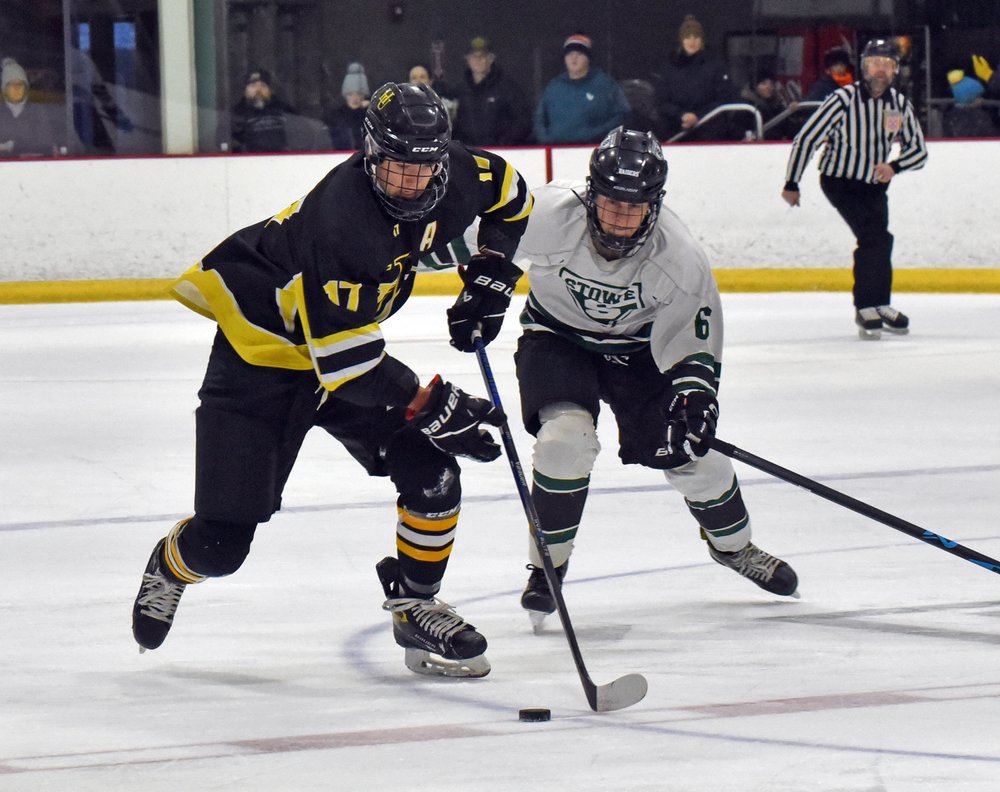 Harwood boys hockey 5 gm.jpg