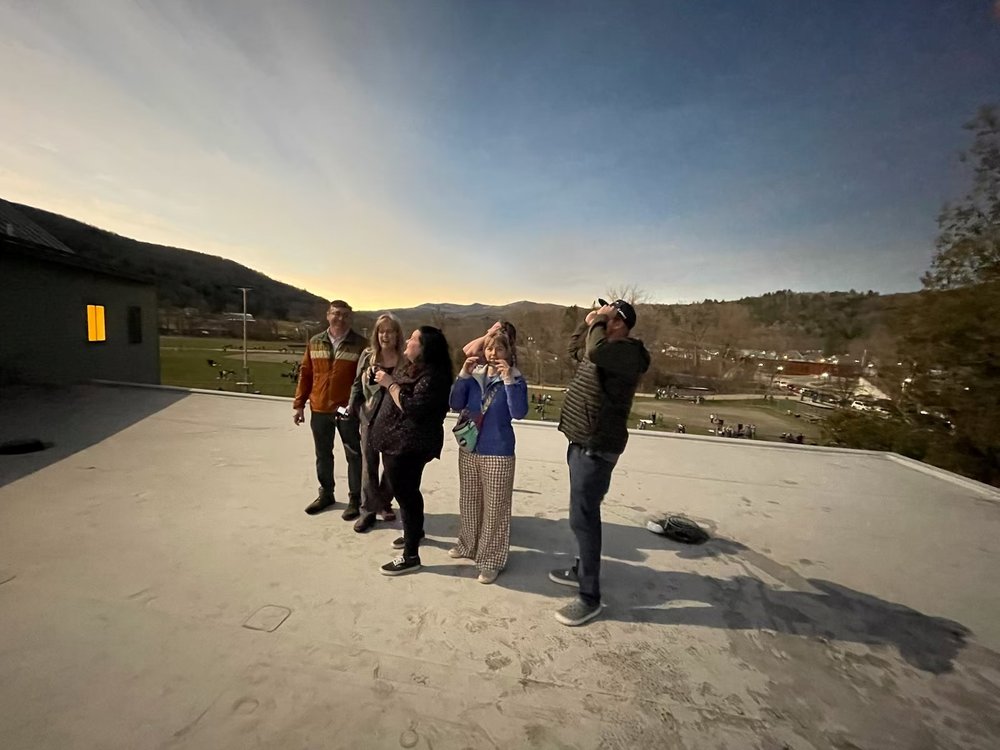   It was Waterbury municipal employees on the roof. L to R: Tom Leitz, Kia Nealy, Michelle Ryan, Katarina Lisaius, Katie Mandych (in back) and Kenny Ryan. Photo by Josh Coffee  