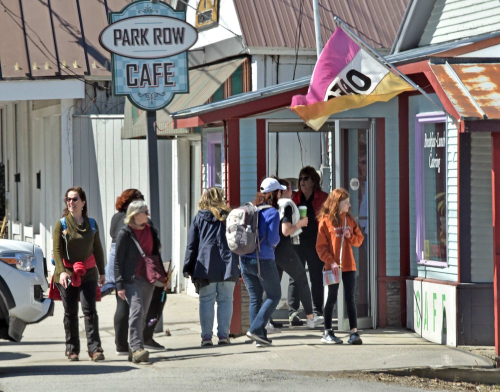   Visitors flock to local restaurants. Photo by Gordon Miller  