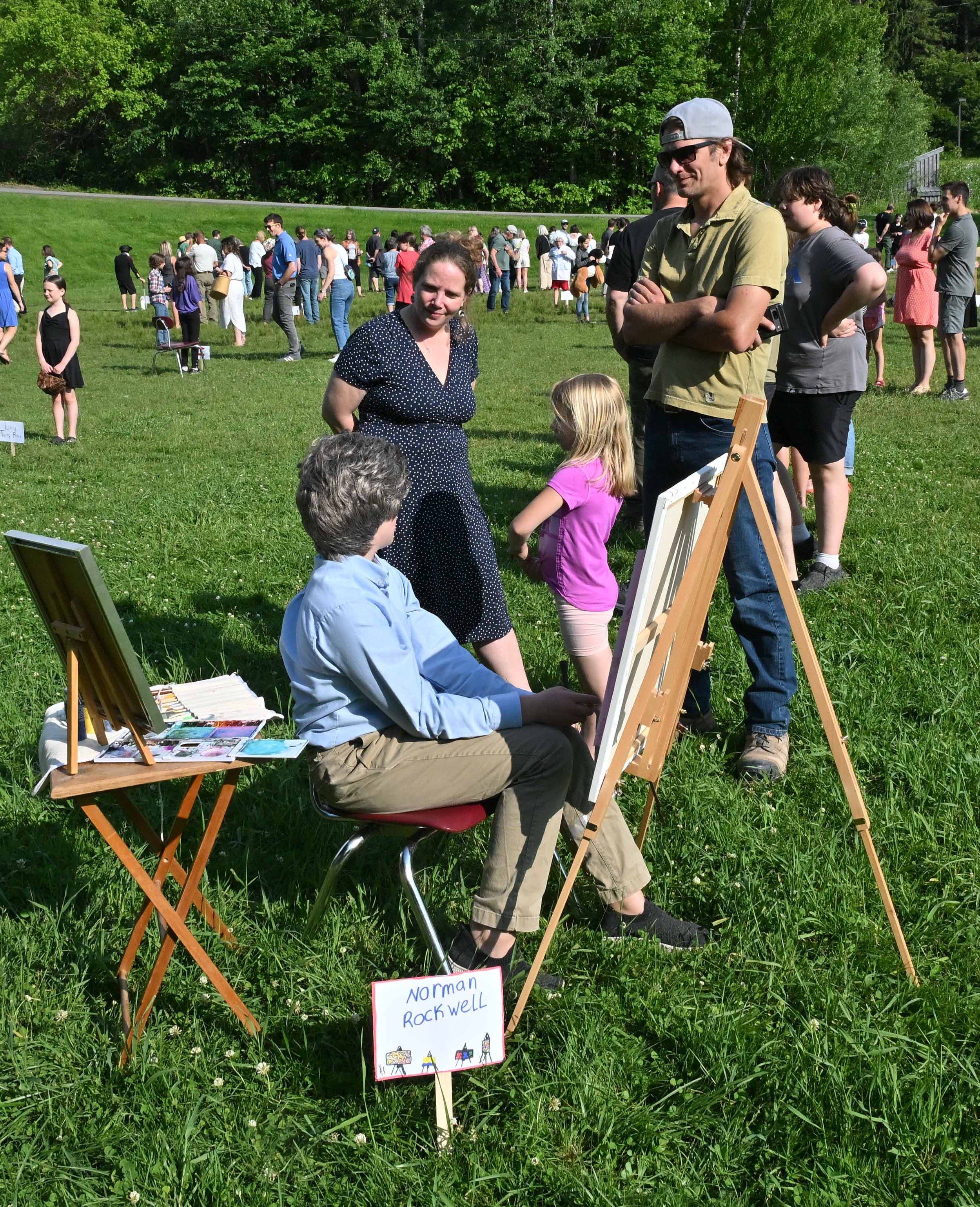 ‘Norman Rockwell’ provides a live demonstration of his life’s work. Photo by Gordon Miller