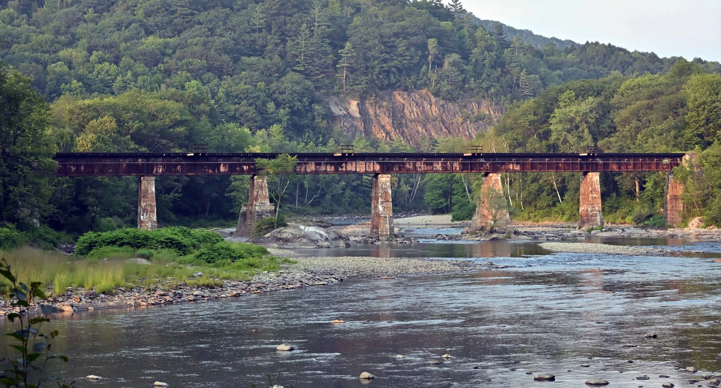  Looking west along the Winooski River near the Vermont Railway bridge.&nbsp;Photo by Gordon Miller 