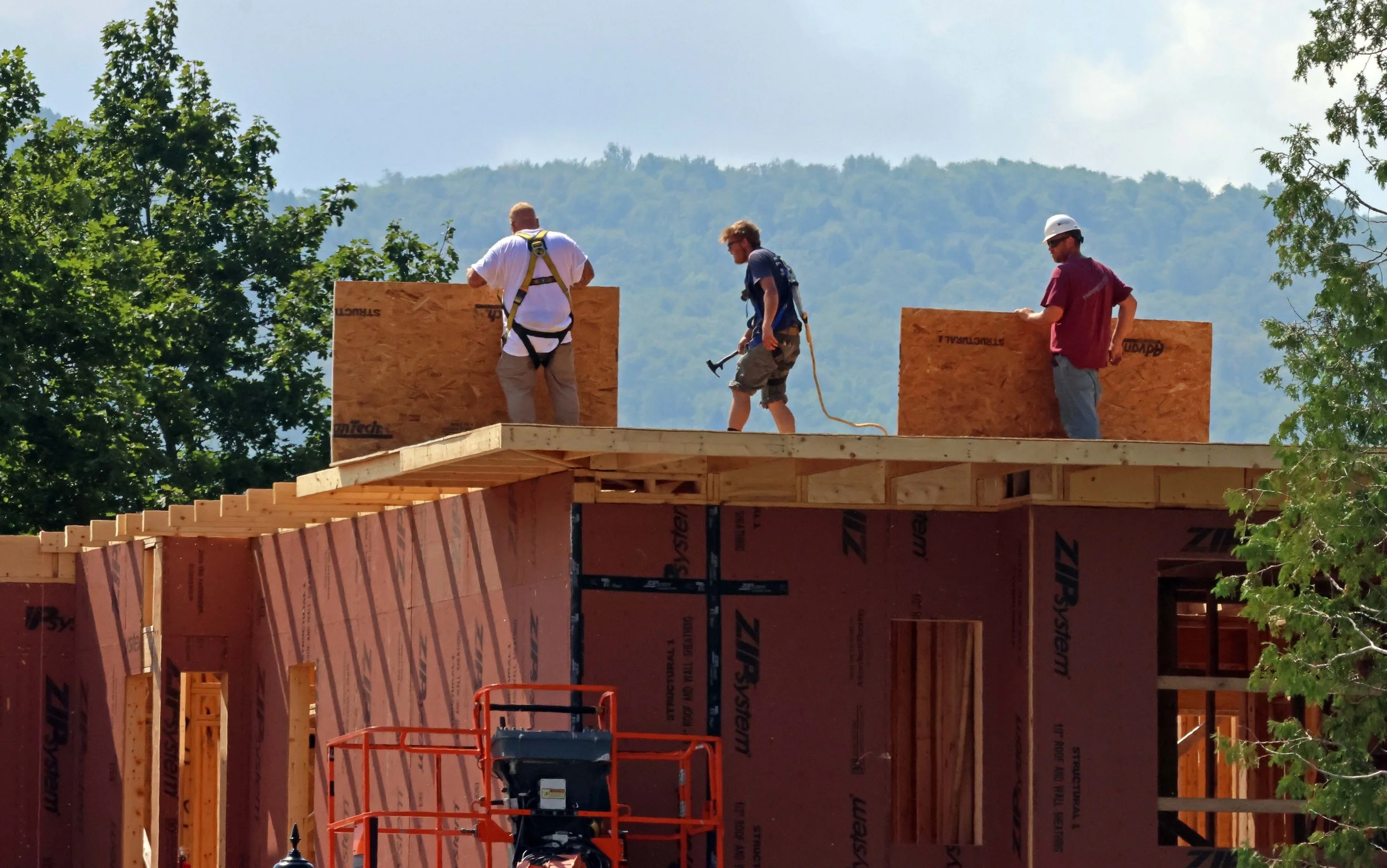  Workers at the housing construction site at 51 S. Main Street. Photo by Gordon Miller 