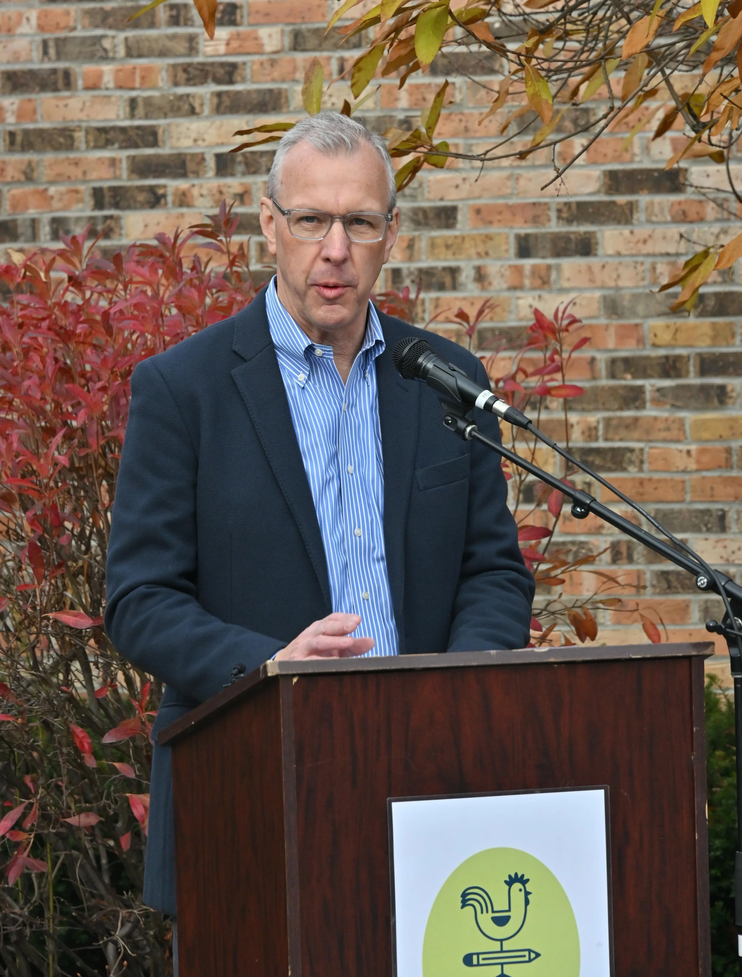   Harwood Superintendent Mike Leichliter compared school food experiences in Pennsylvania and Vermont. Photo by Gordon Miller  