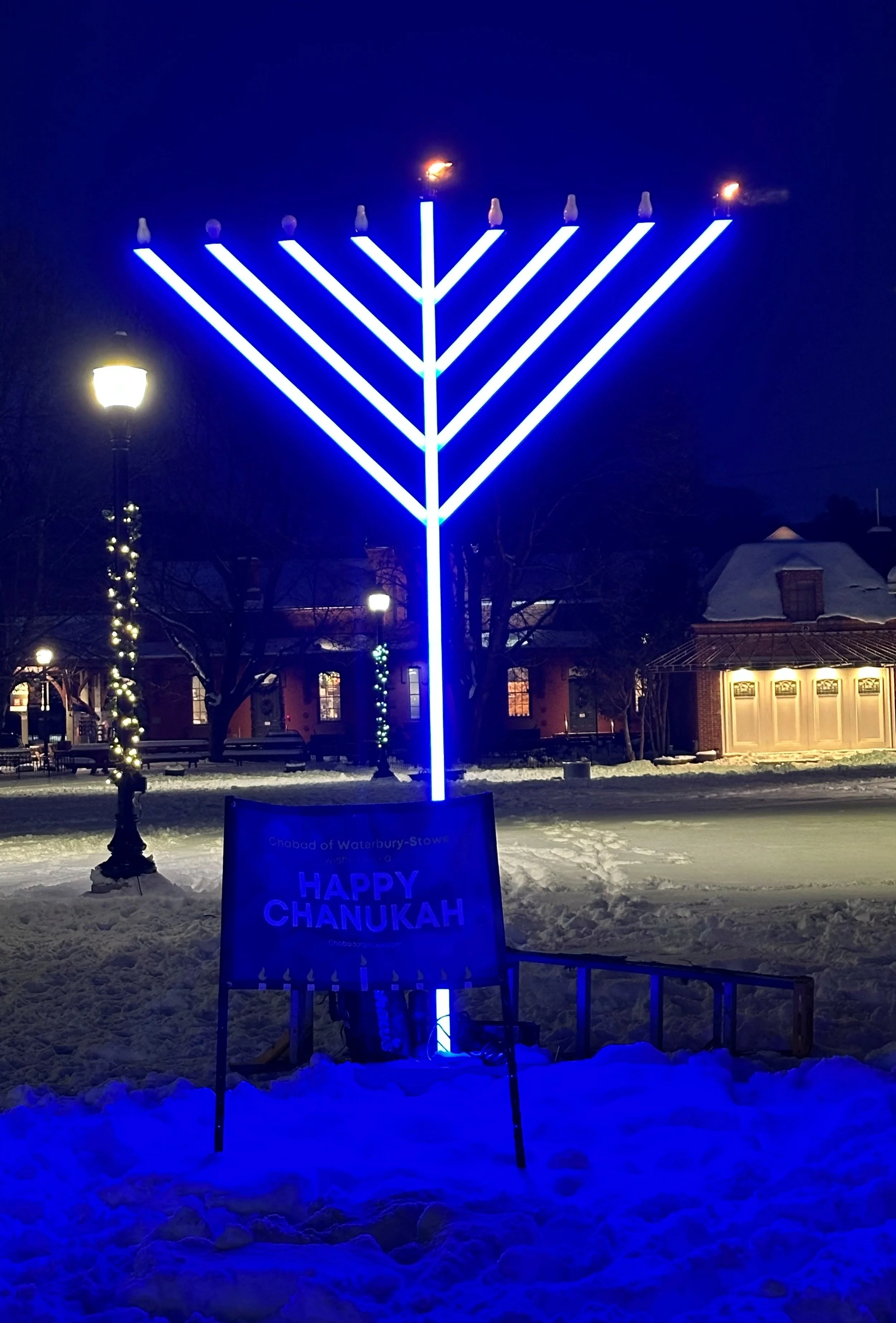 In the wake of a Chanukah tragedy, rabbi urges light and kindness&nbsp;