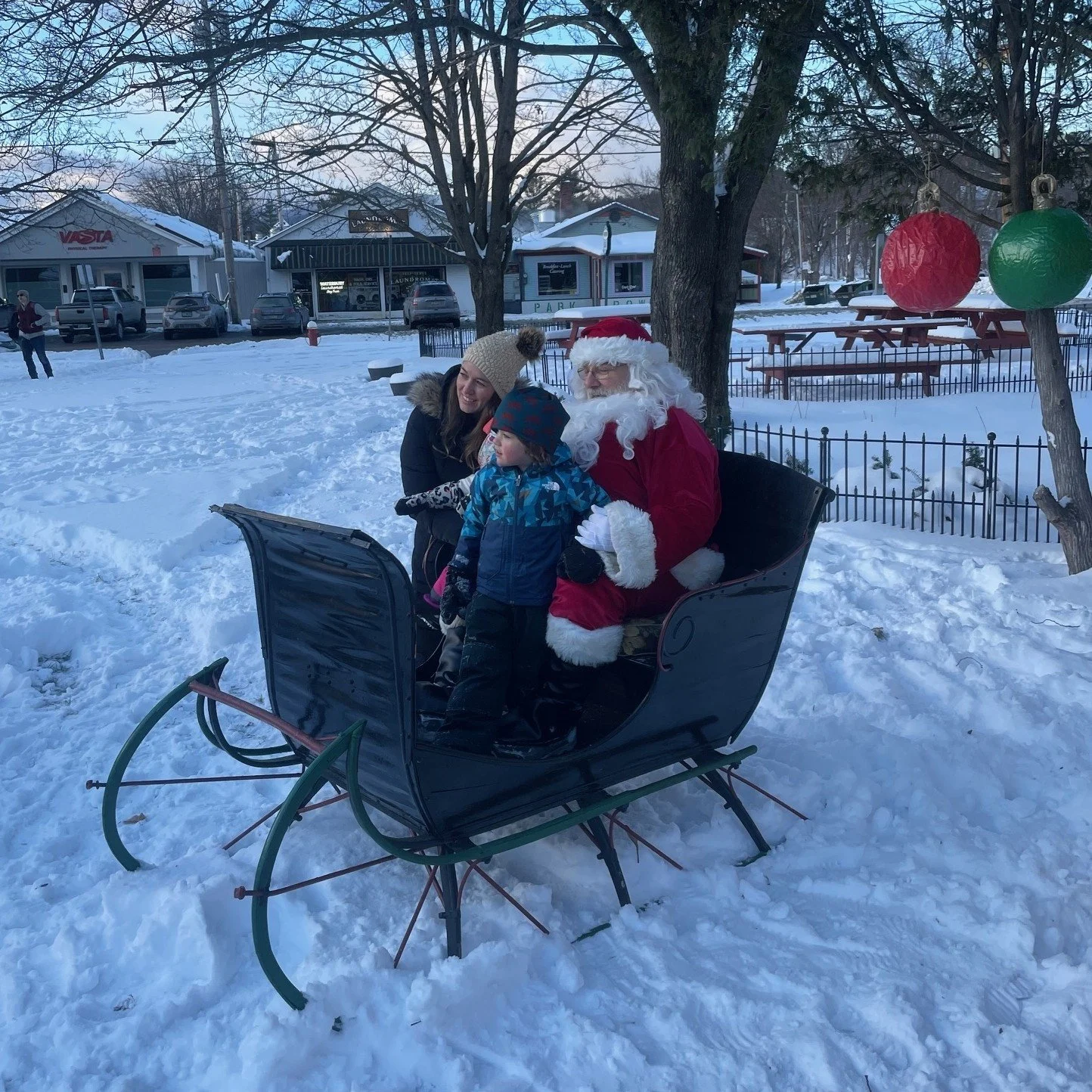  Photos with Santa are a highlight. Photo by Ron Guylas 