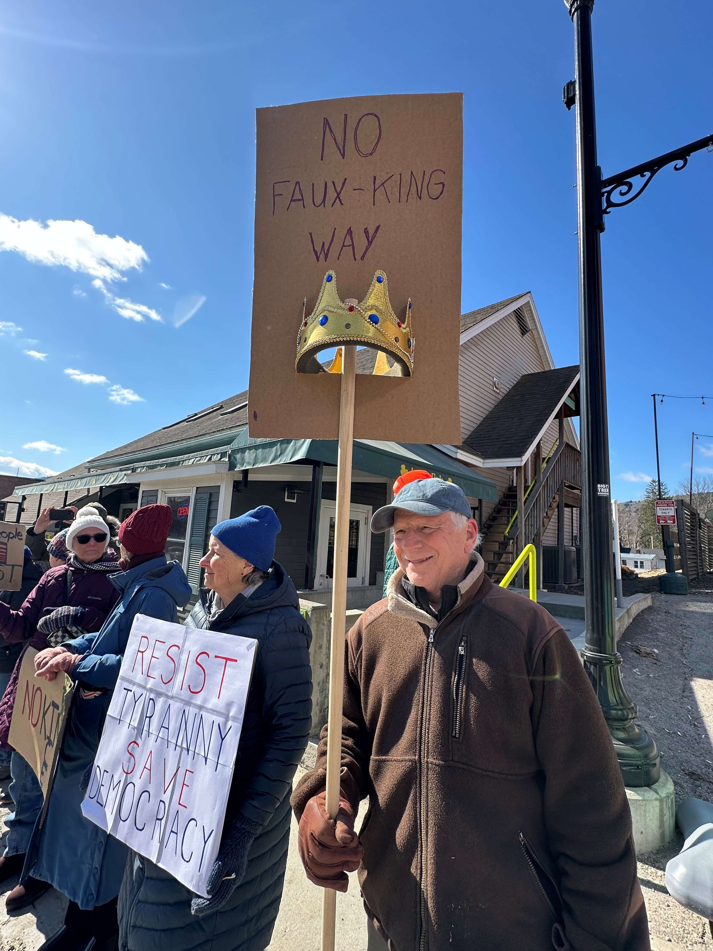  Photo by Lisa Scagliotti 